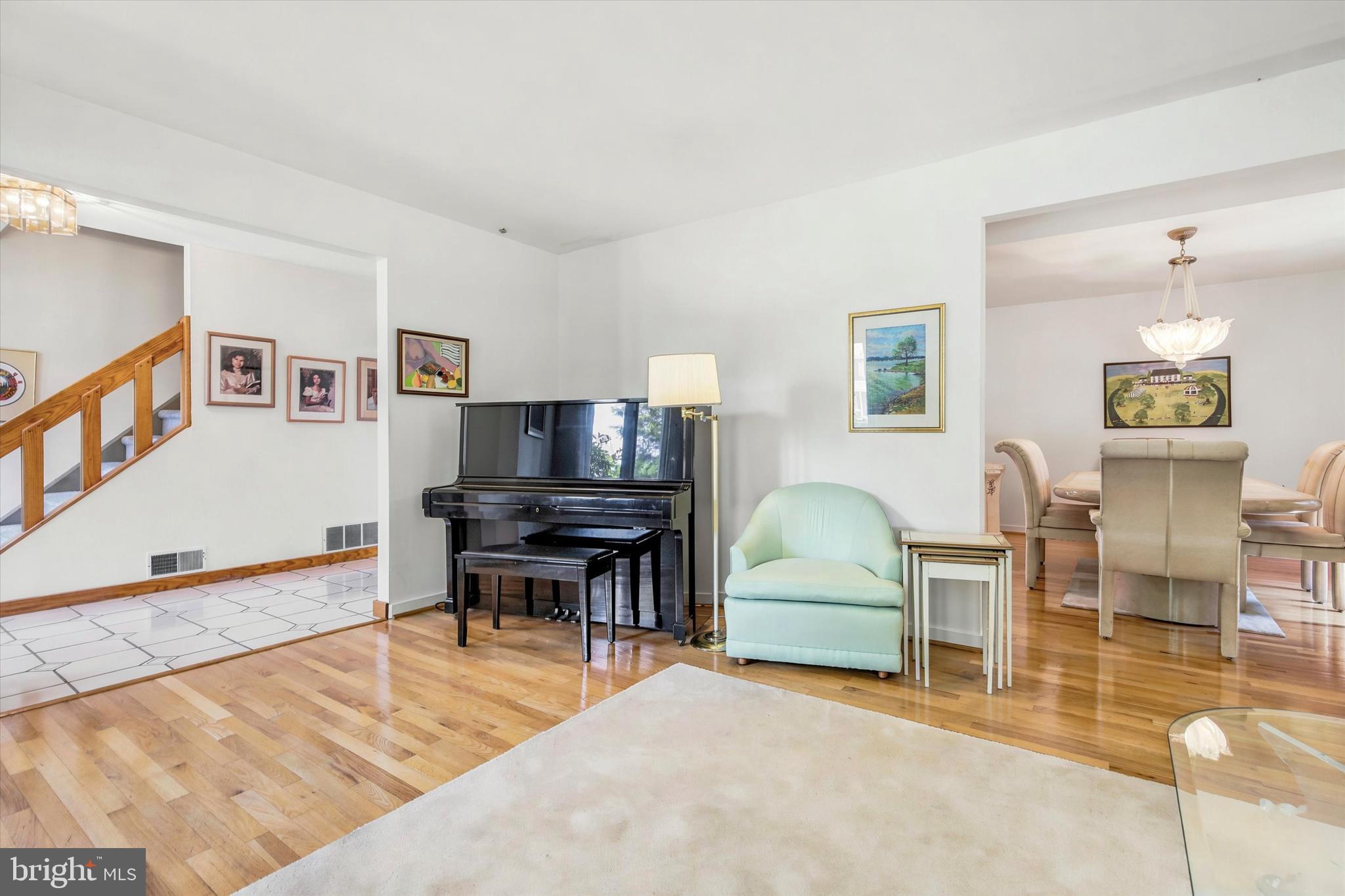 HUNTINGDON HOMES - Residential