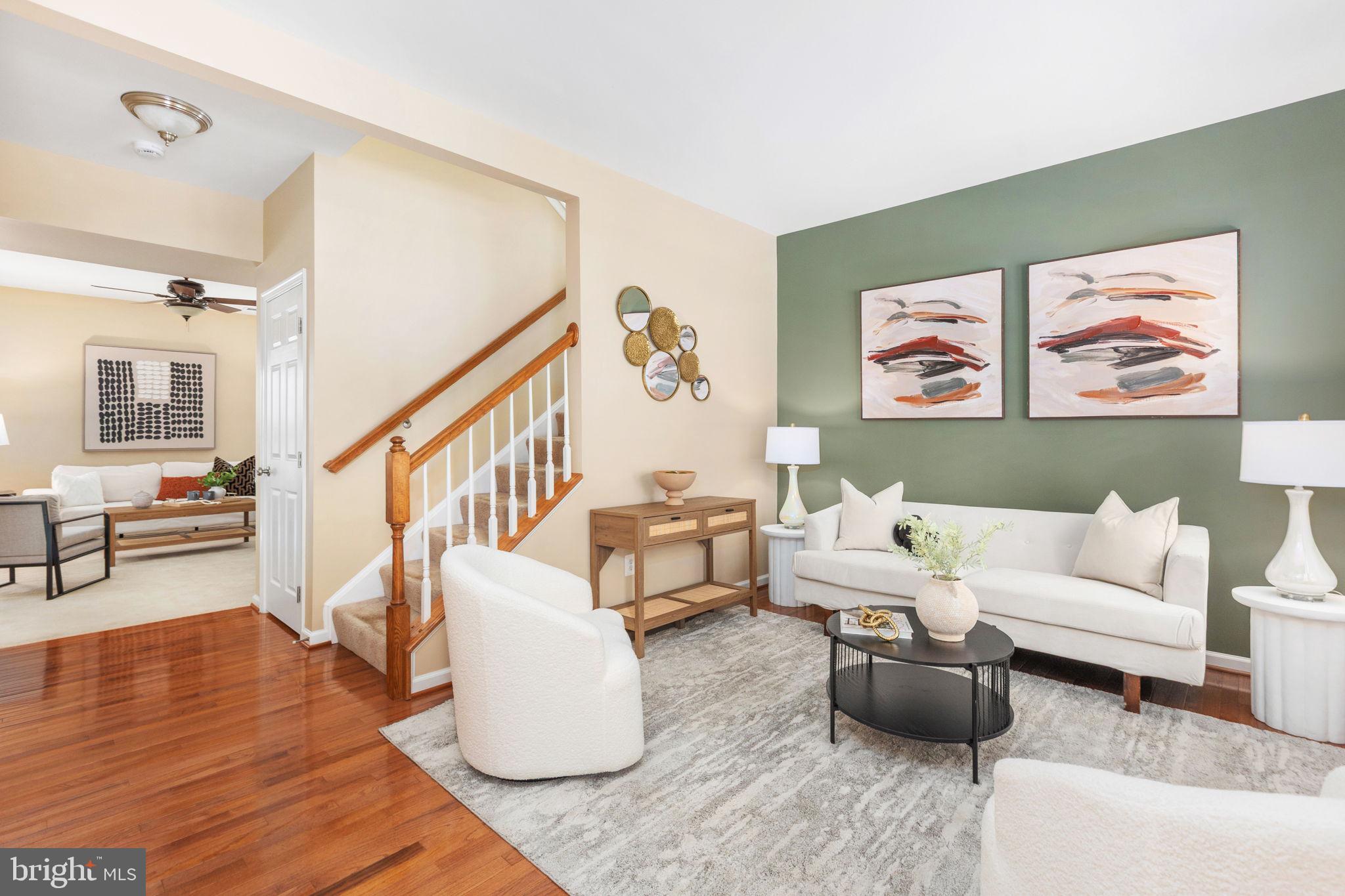 PIEDMONT MEWS - Residential
