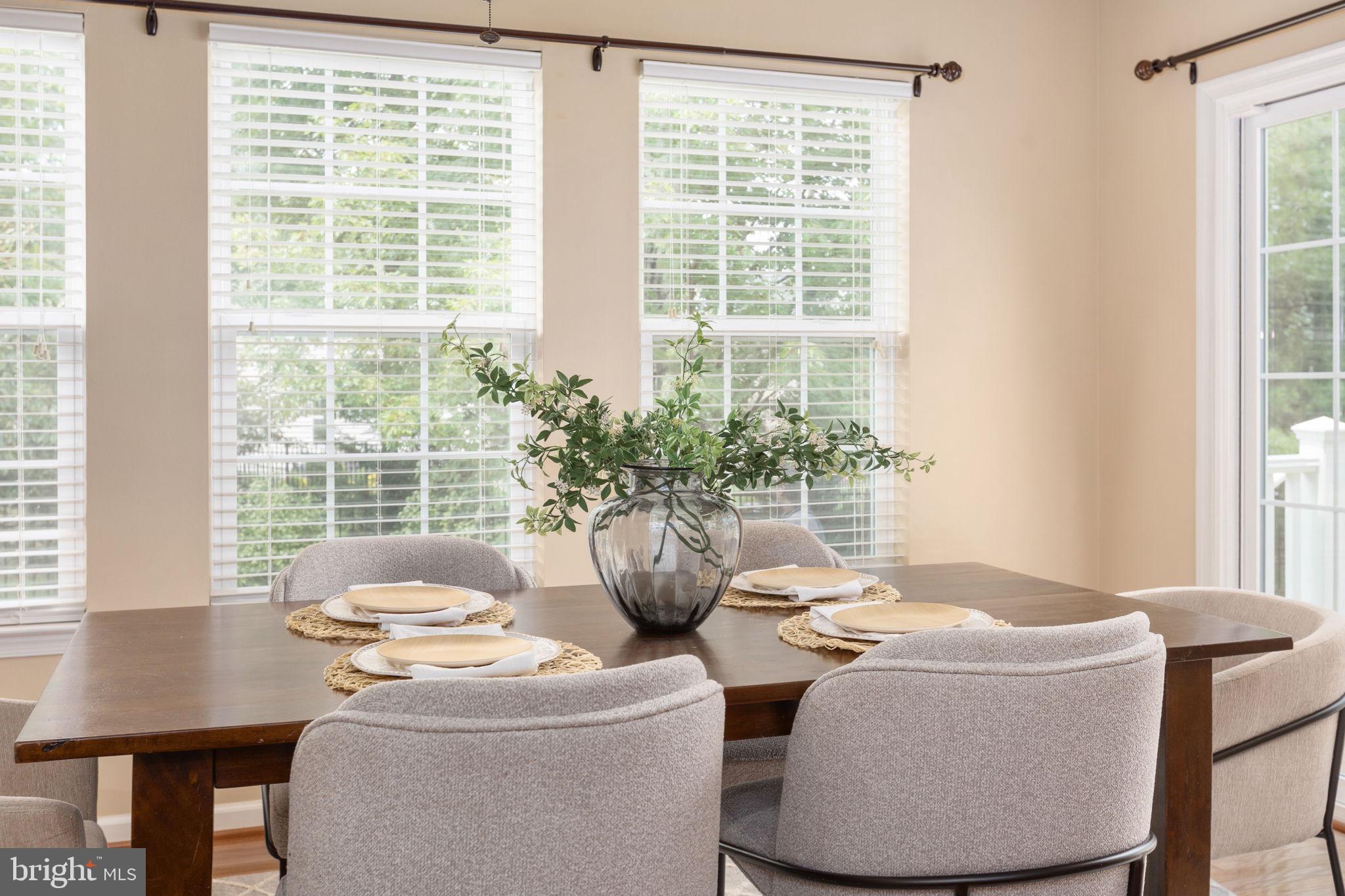 PIEDMONT MEWS - Residential