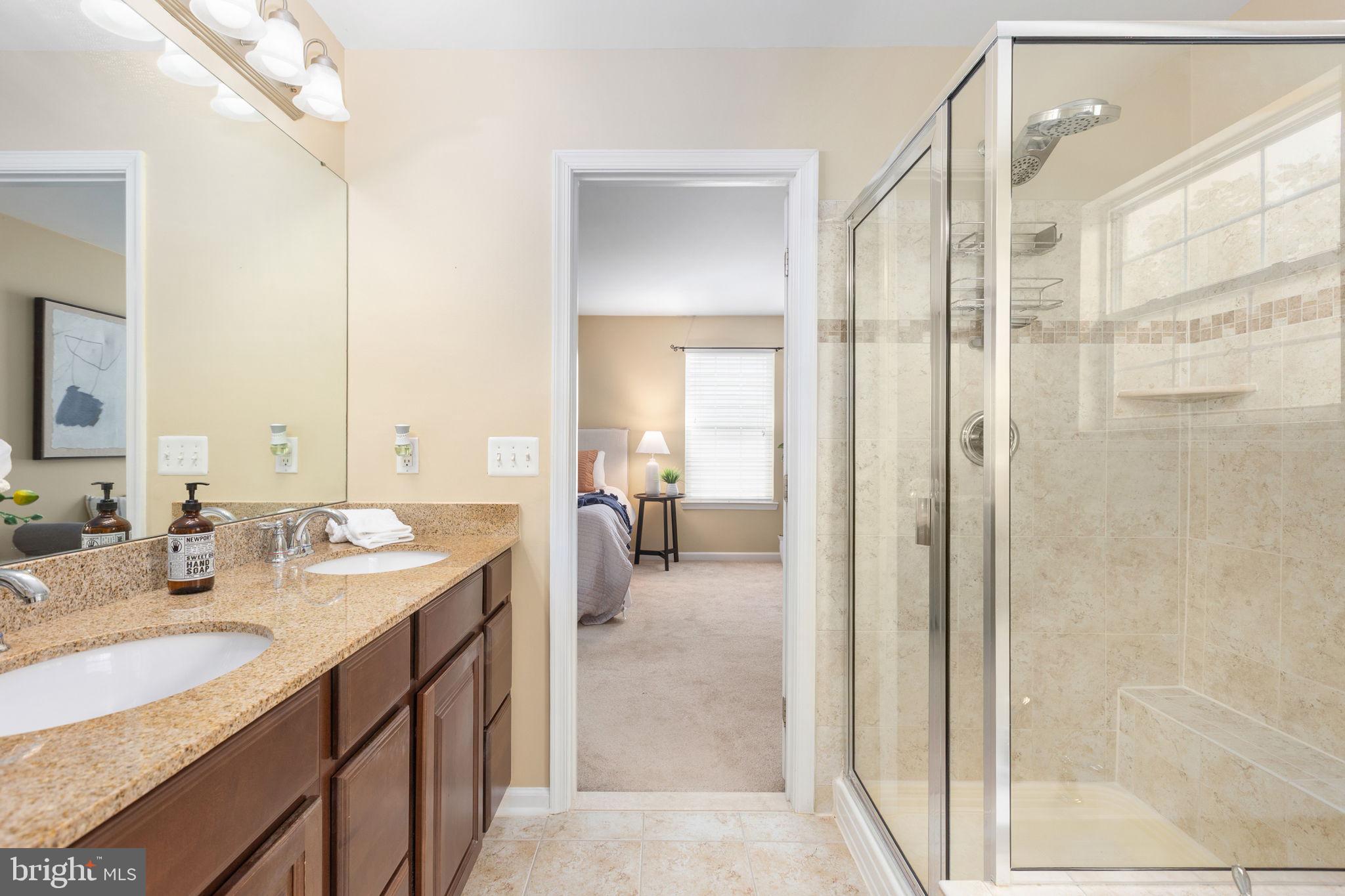 PIEDMONT MEWS - Residential