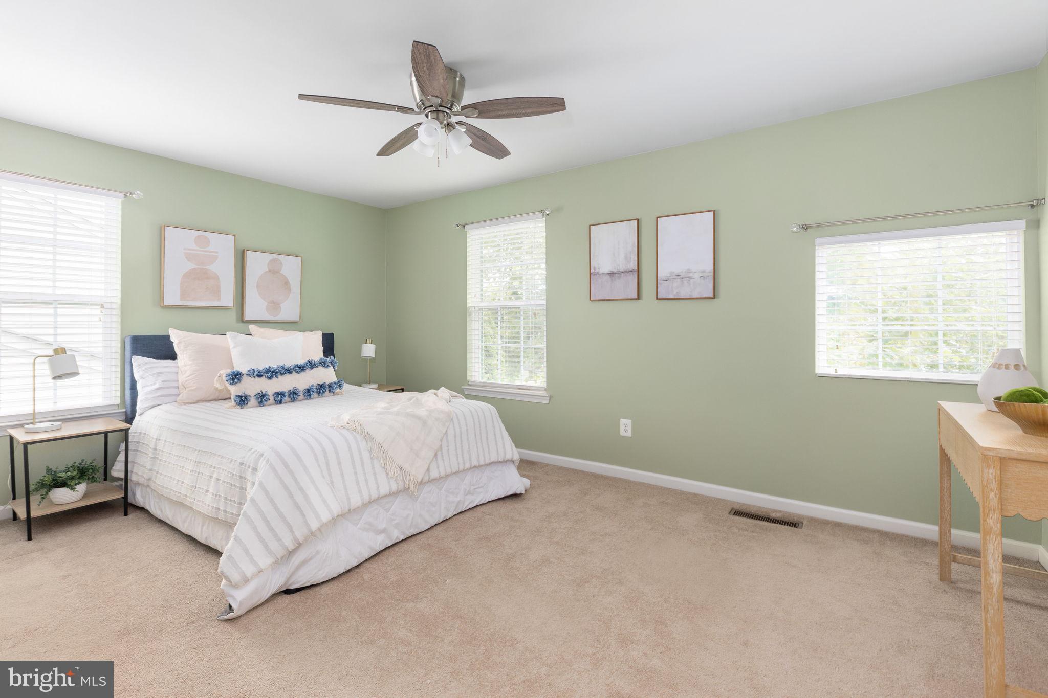 PIEDMONT MEWS - Residential