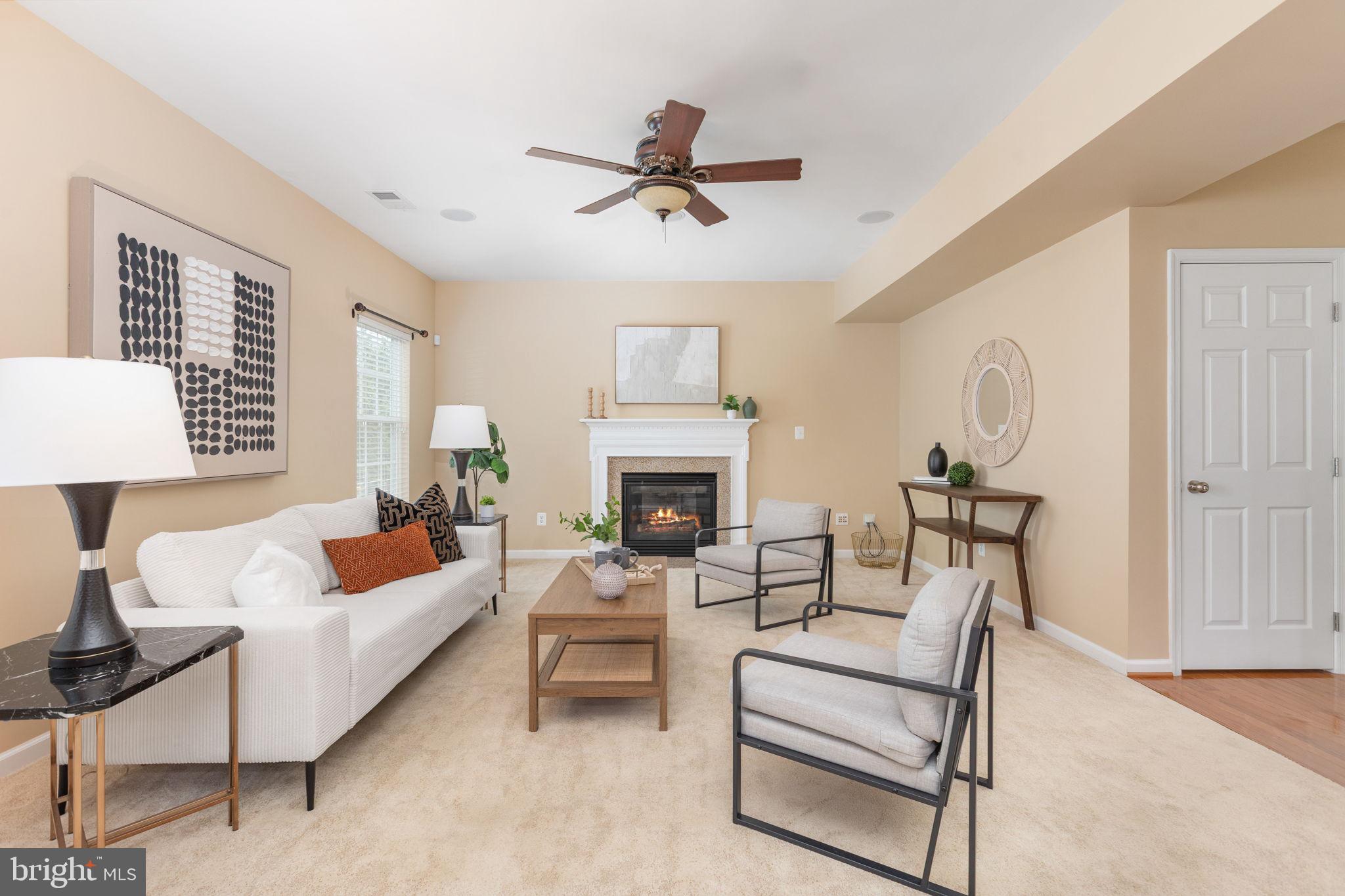 PIEDMONT MEWS - Residential