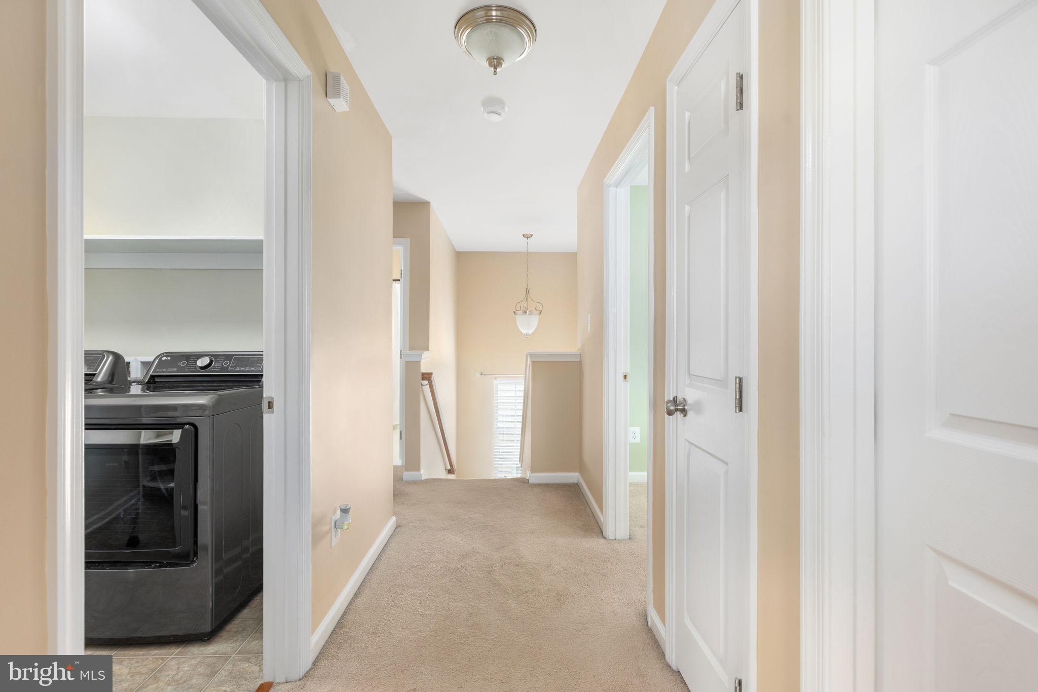PIEDMONT MEWS - Residential