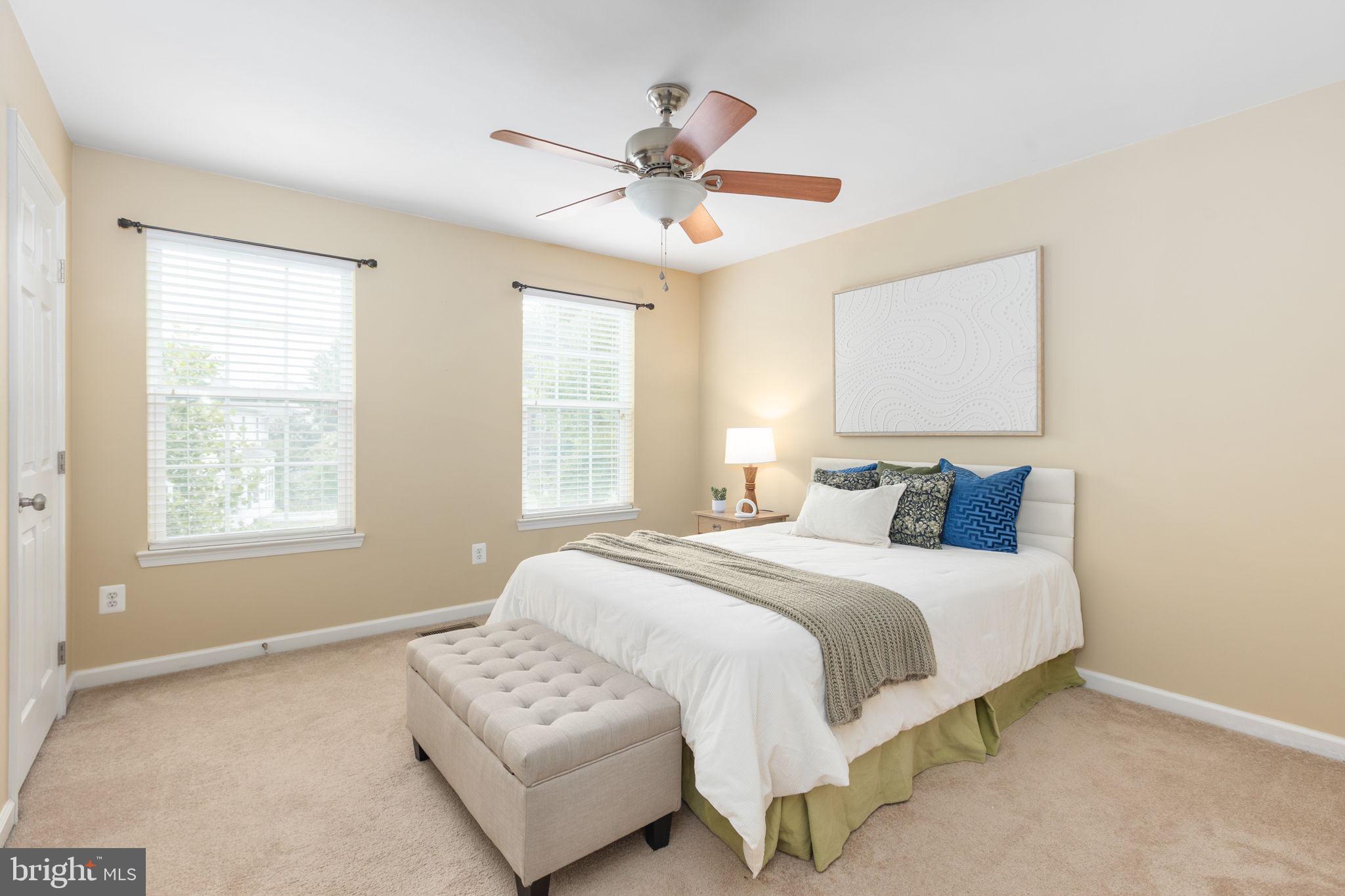 PIEDMONT MEWS - Residential