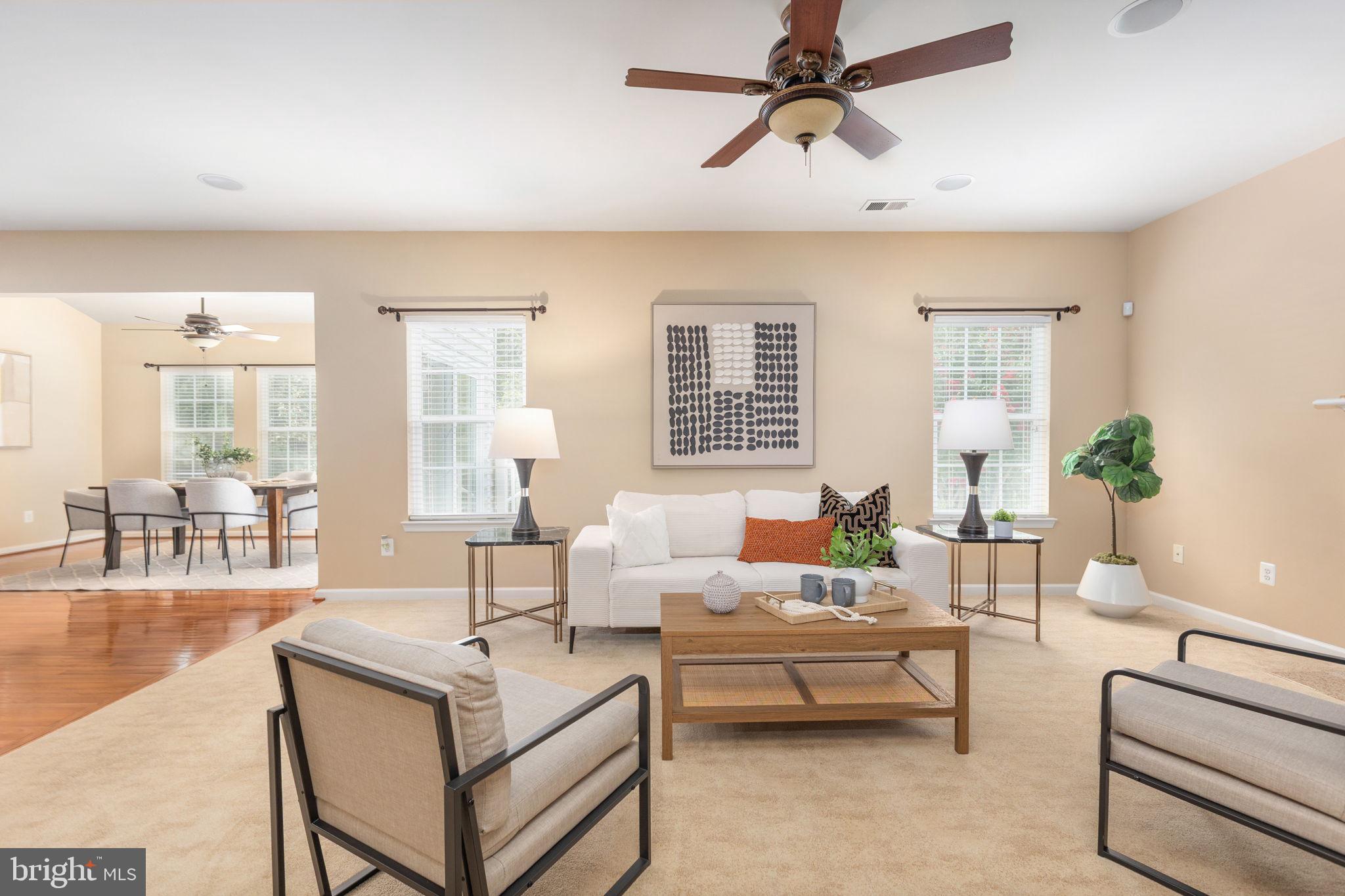 PIEDMONT MEWS - Residential