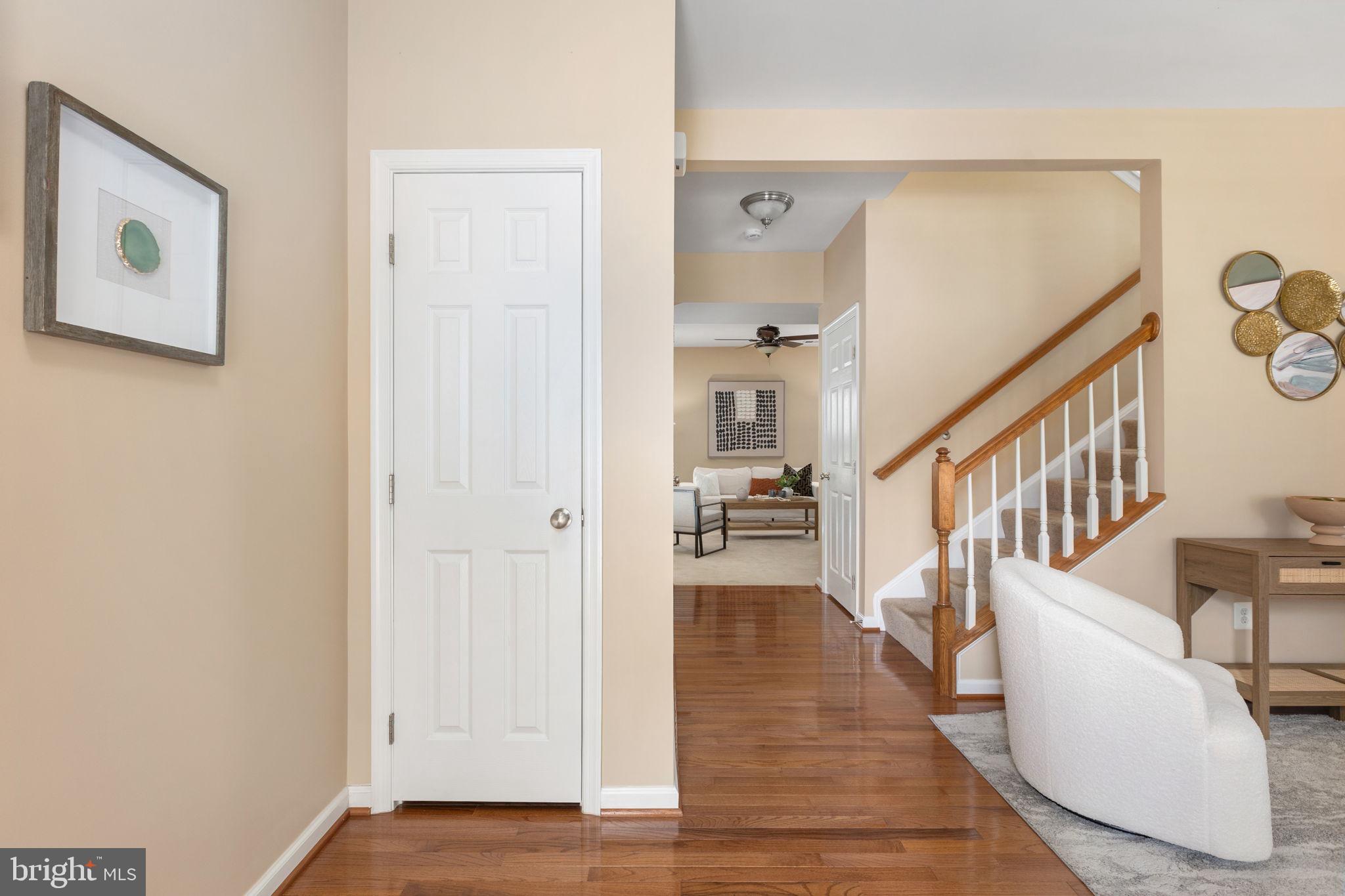 PIEDMONT MEWS - Residential