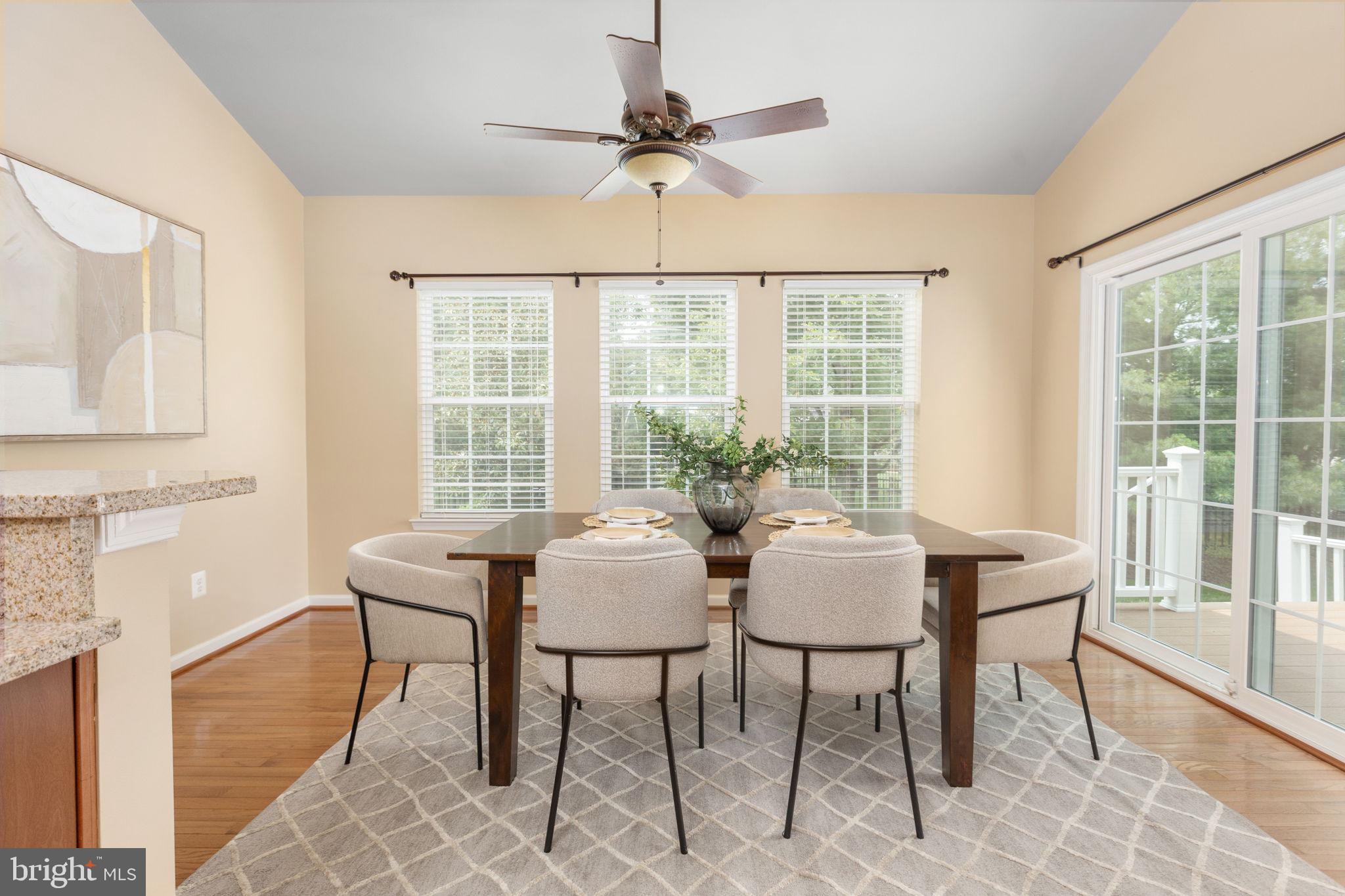 PIEDMONT MEWS - Residential