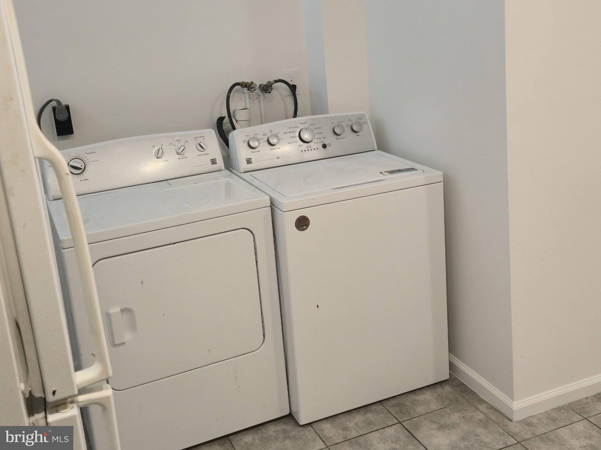 HIGHLANDTOWN - Residential