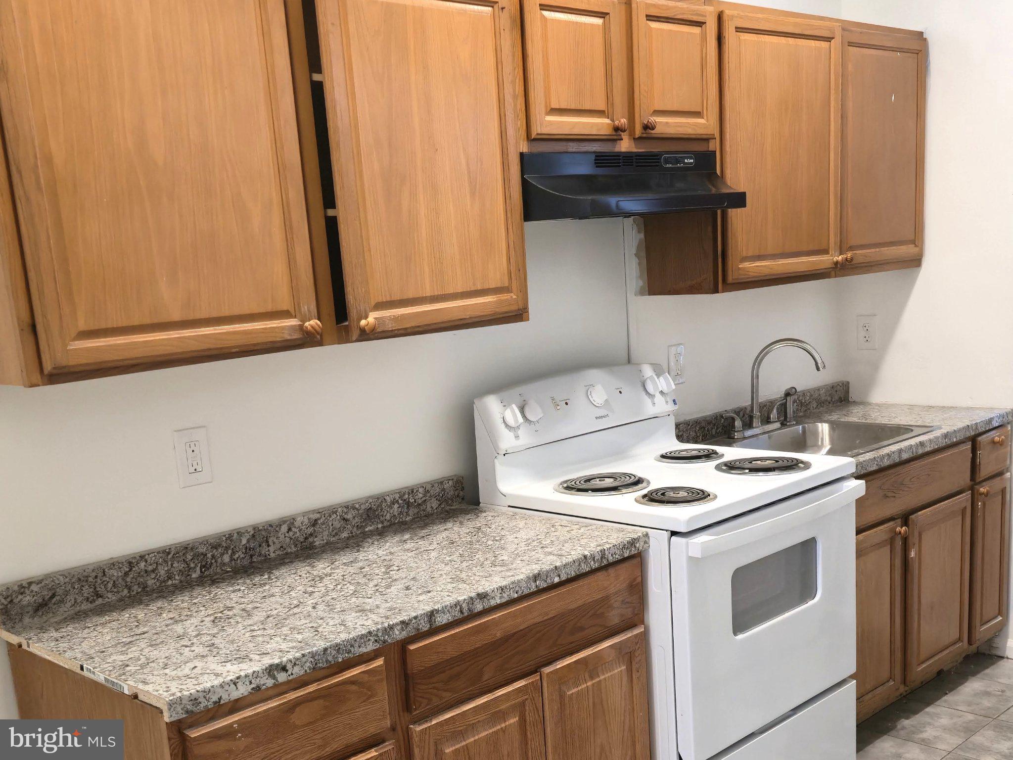 HIGHLANDTOWN - Residential