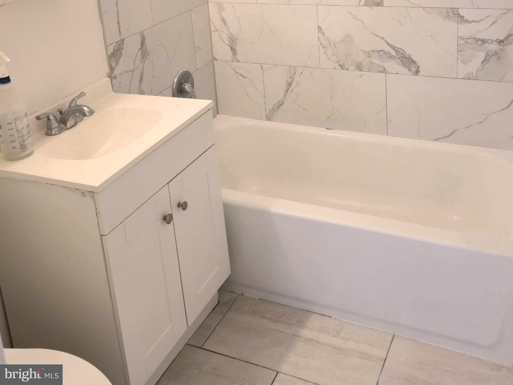HIGHLANDTOWN - Residential