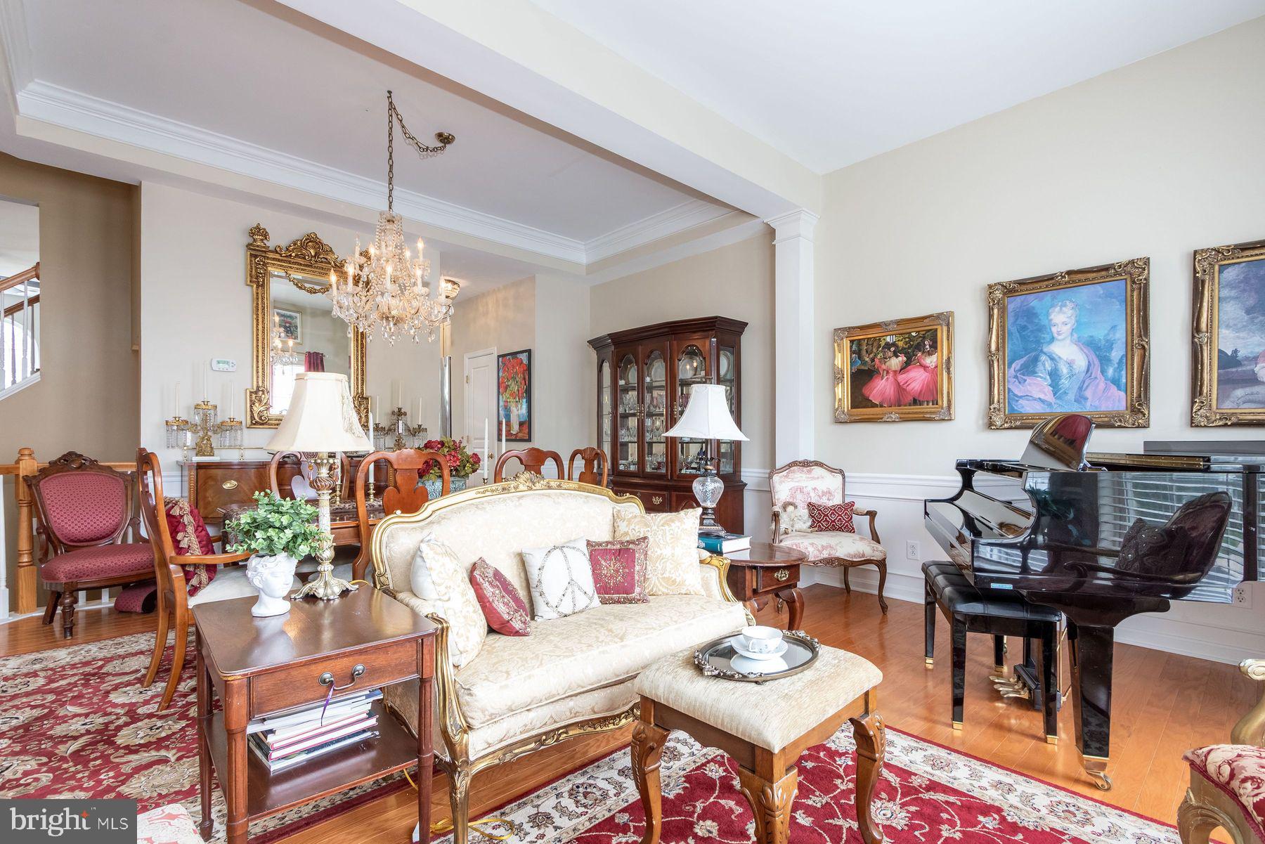 DOYLESTOWN STATION - Residential