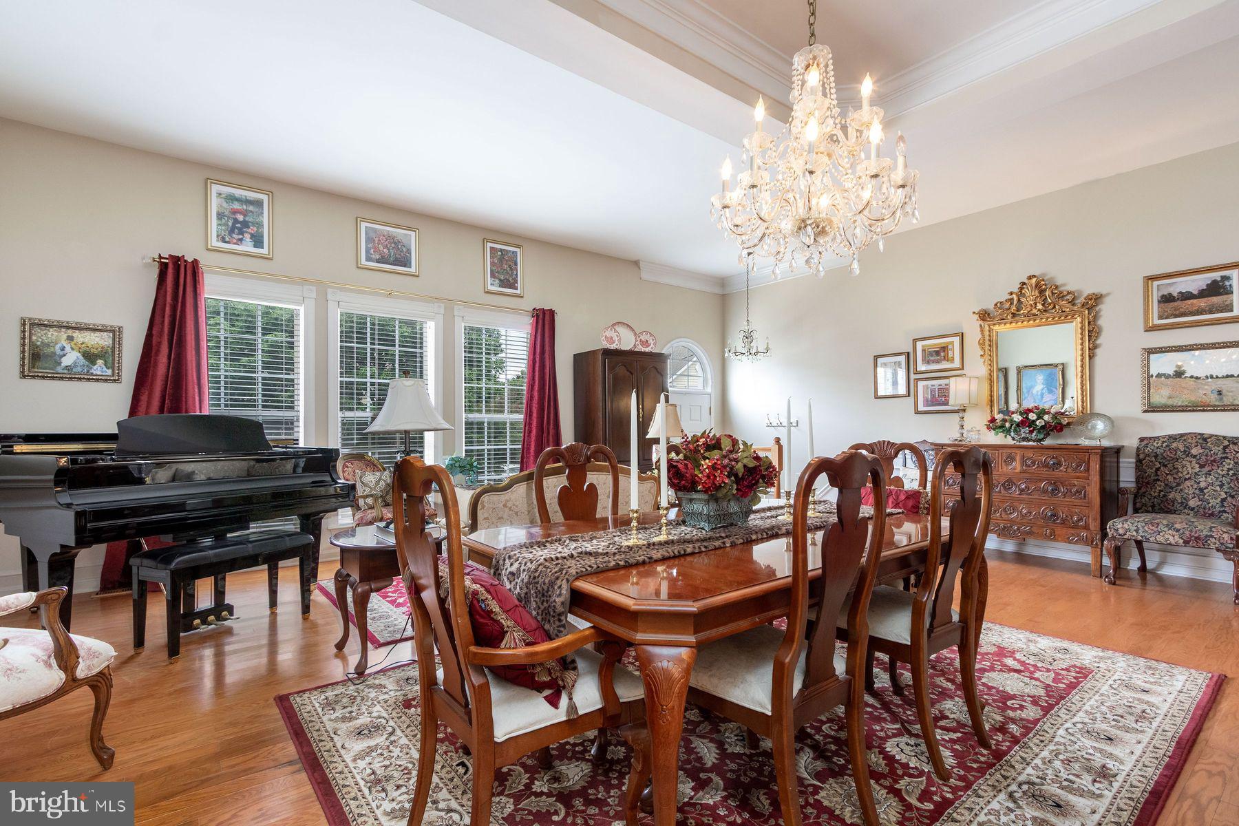 DOYLESTOWN STATION - Residential