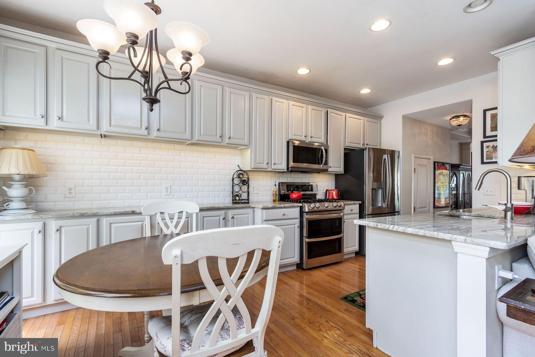 DOYLESTOWN STATION - Residential