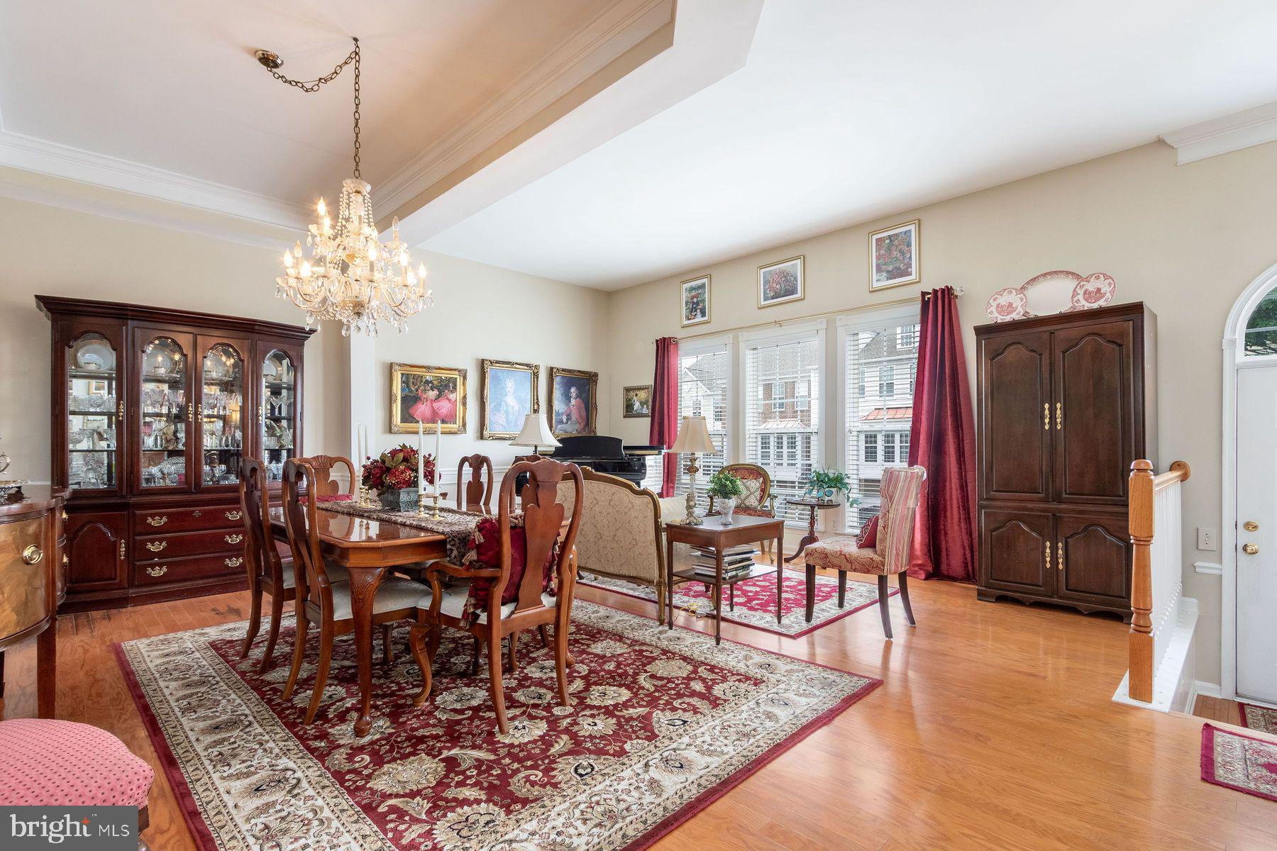 DOYLESTOWN STATION - Residential