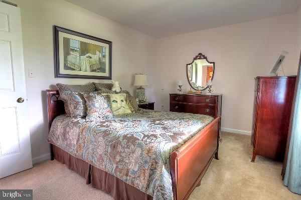 SCHOOL LANE HILLS - Residential
