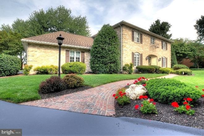 SCHOOL LANE HILLS - Residential