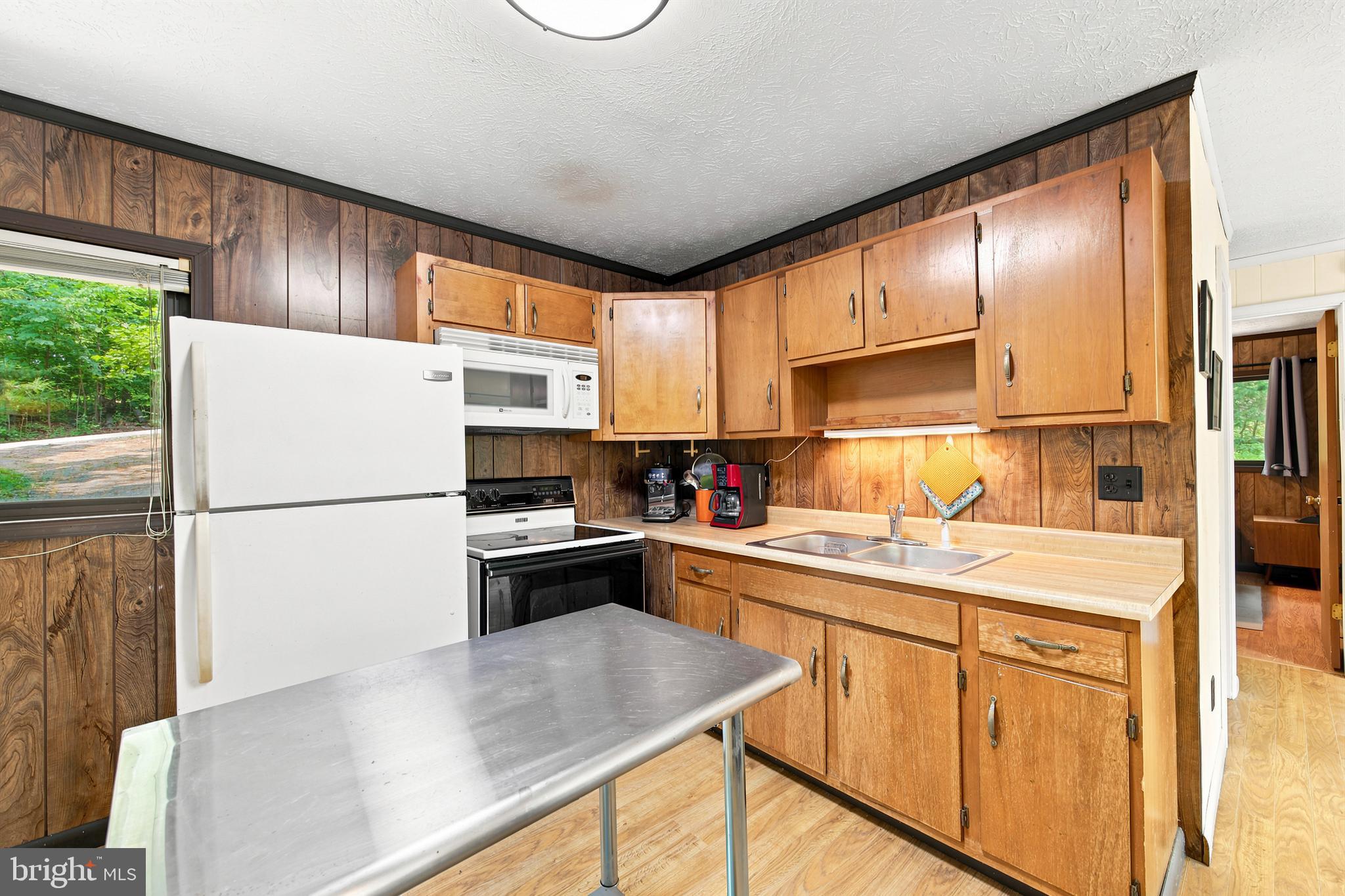 BUCK HILL DEVELOPMENT - Residential