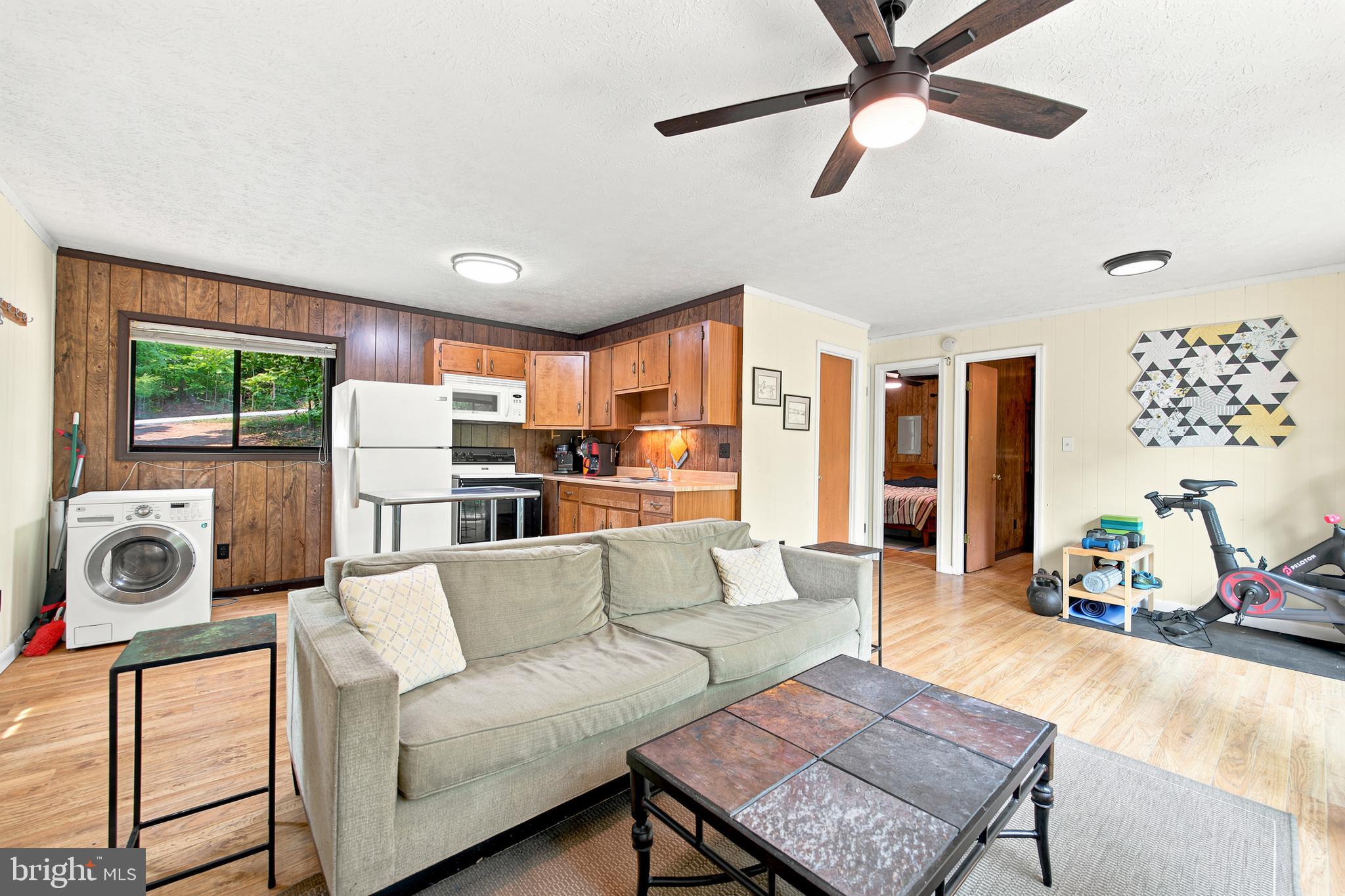 BUCK HILL DEVELOPMENT - Residential