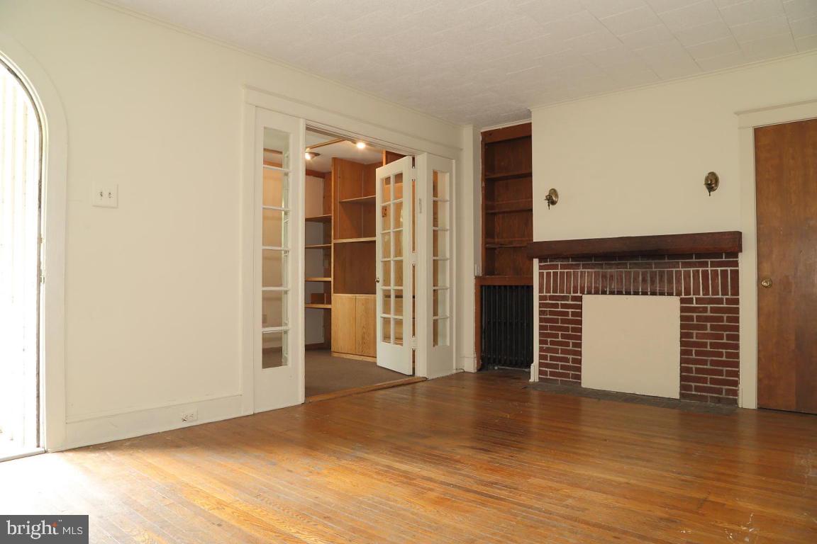 HAMILTON PARK - Residential