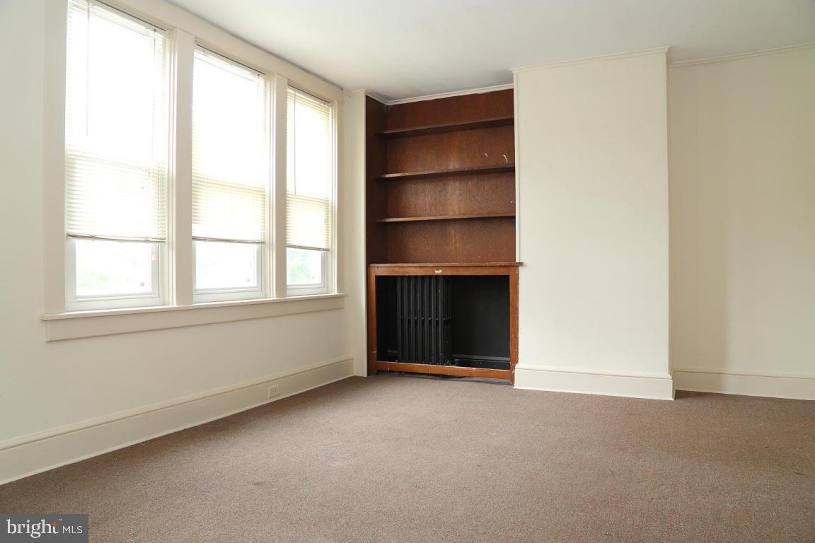 HAMILTON PARK - Residential