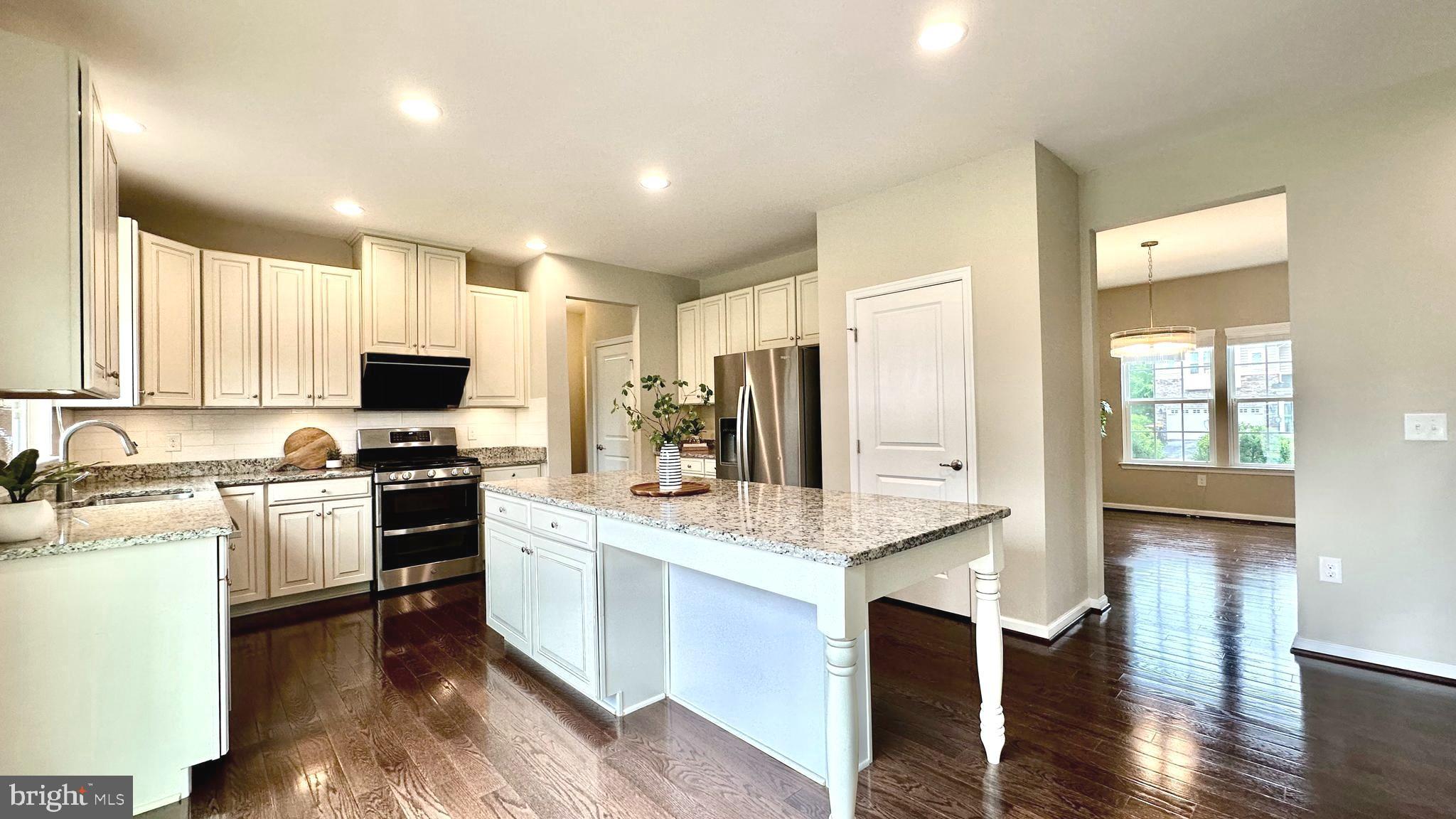 BELMONT ESTATES - Residential