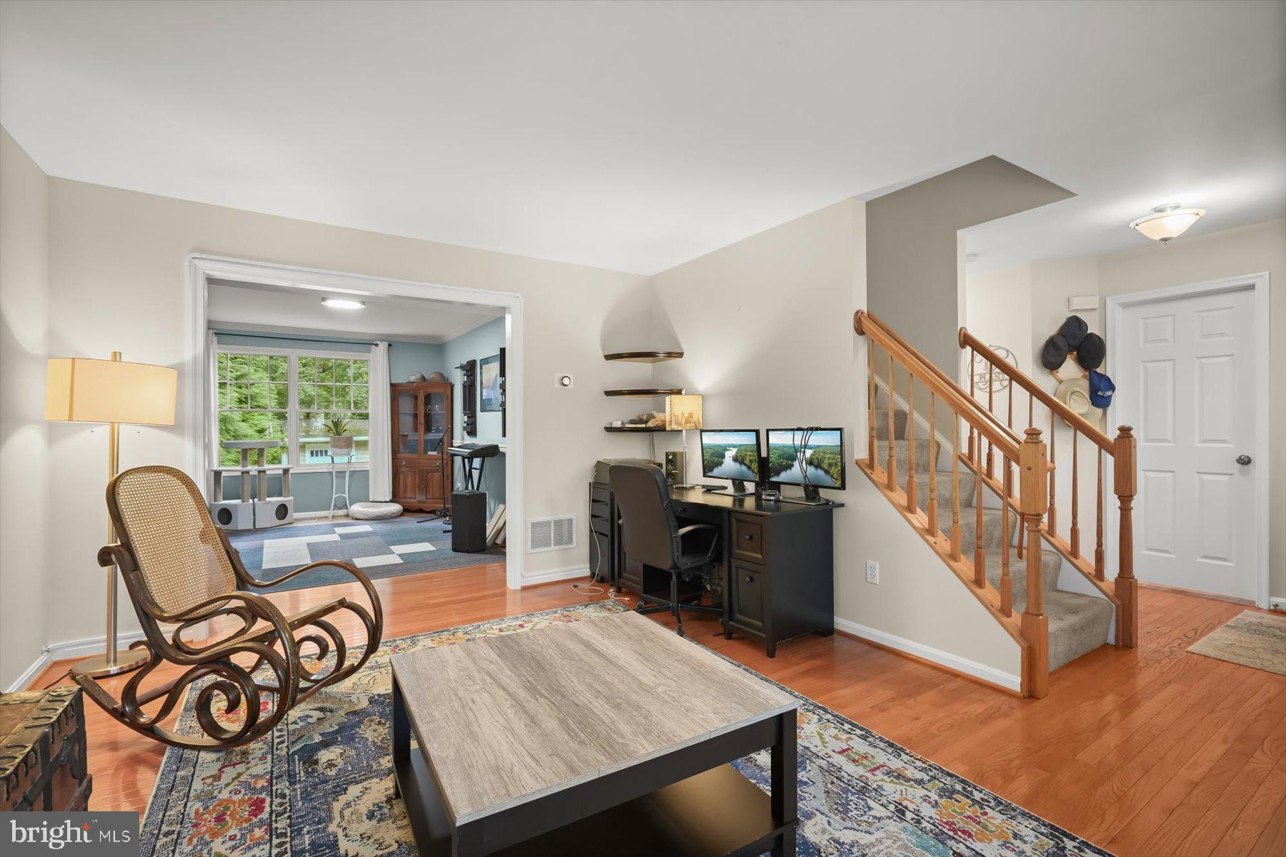 ANNAPOLIS ROADS - Residential