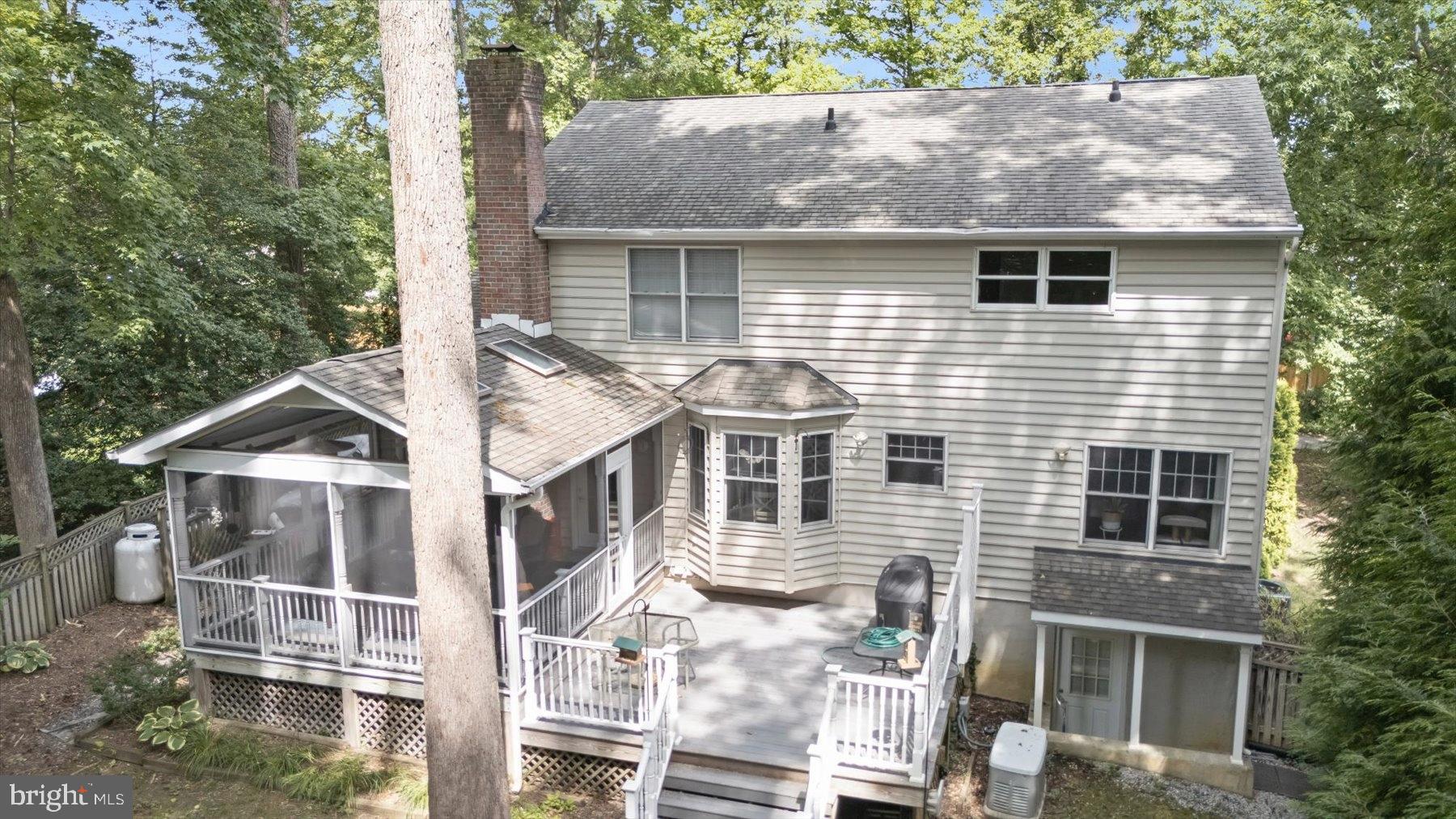 ANNAPOLIS ROADS - Residential