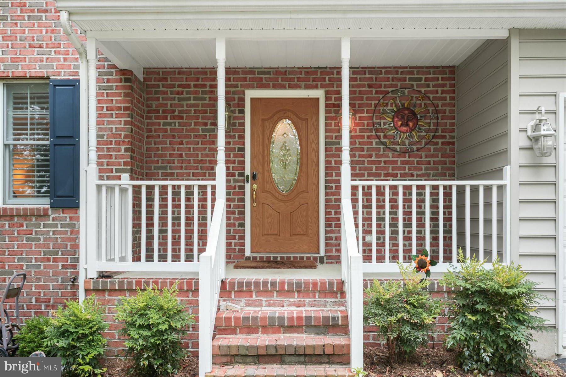 ANNAPOLIS ROADS - Residential