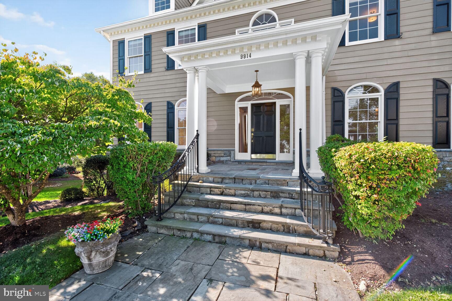 POTOMAC OUTSIDE - Residential