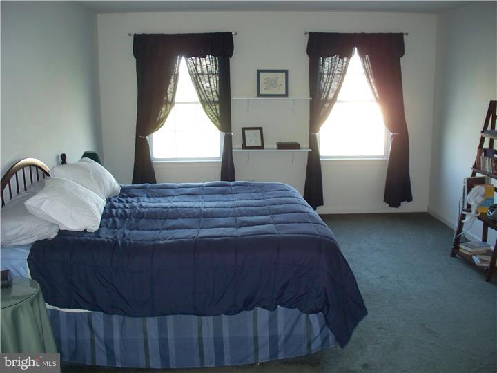 MEADOWS HEIDELBERG - Residential