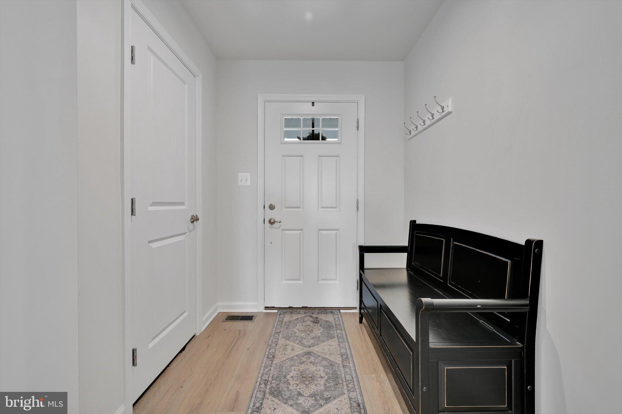 APPLEWOOD - Residential