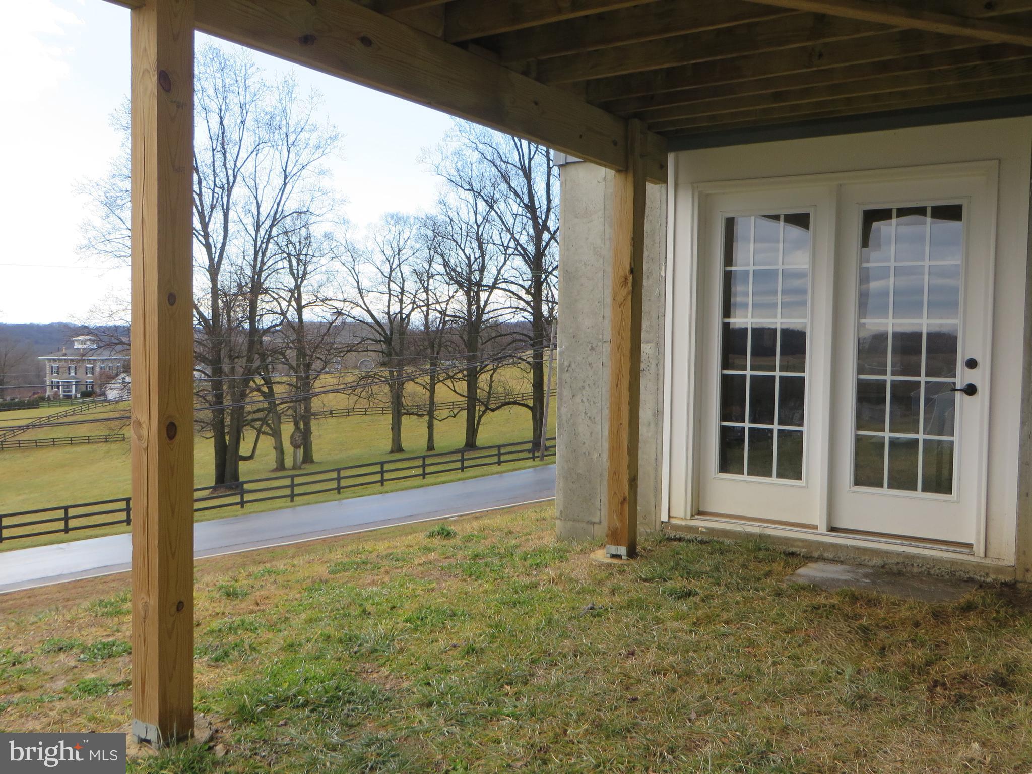 APPLEWOOD - Residential