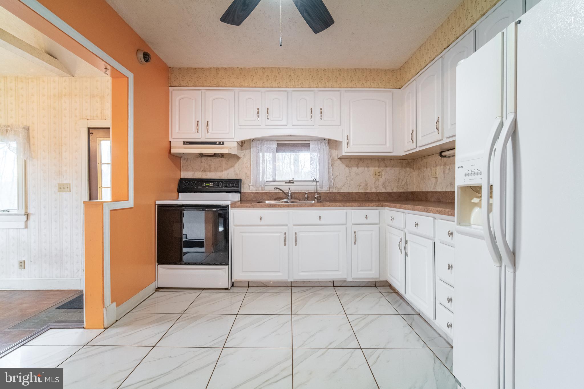 LOWER WINDSOR TWP - Residential