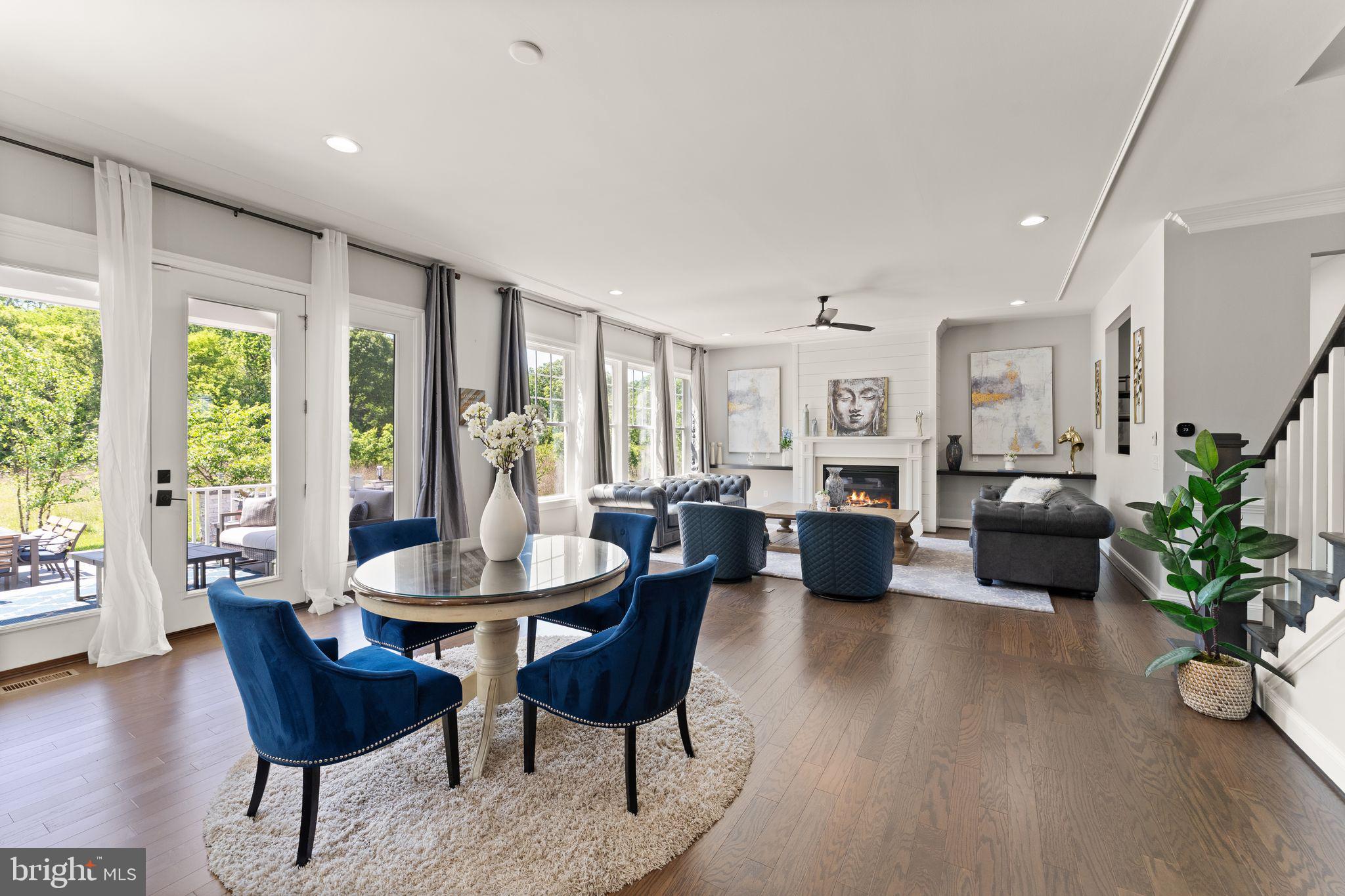 GREENS SOUTH AT WILLOWSF - Residential