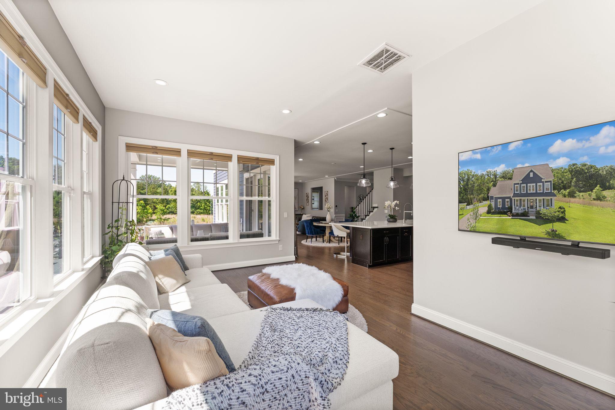 GREENS SOUTH AT WILLOWSF - Residential
