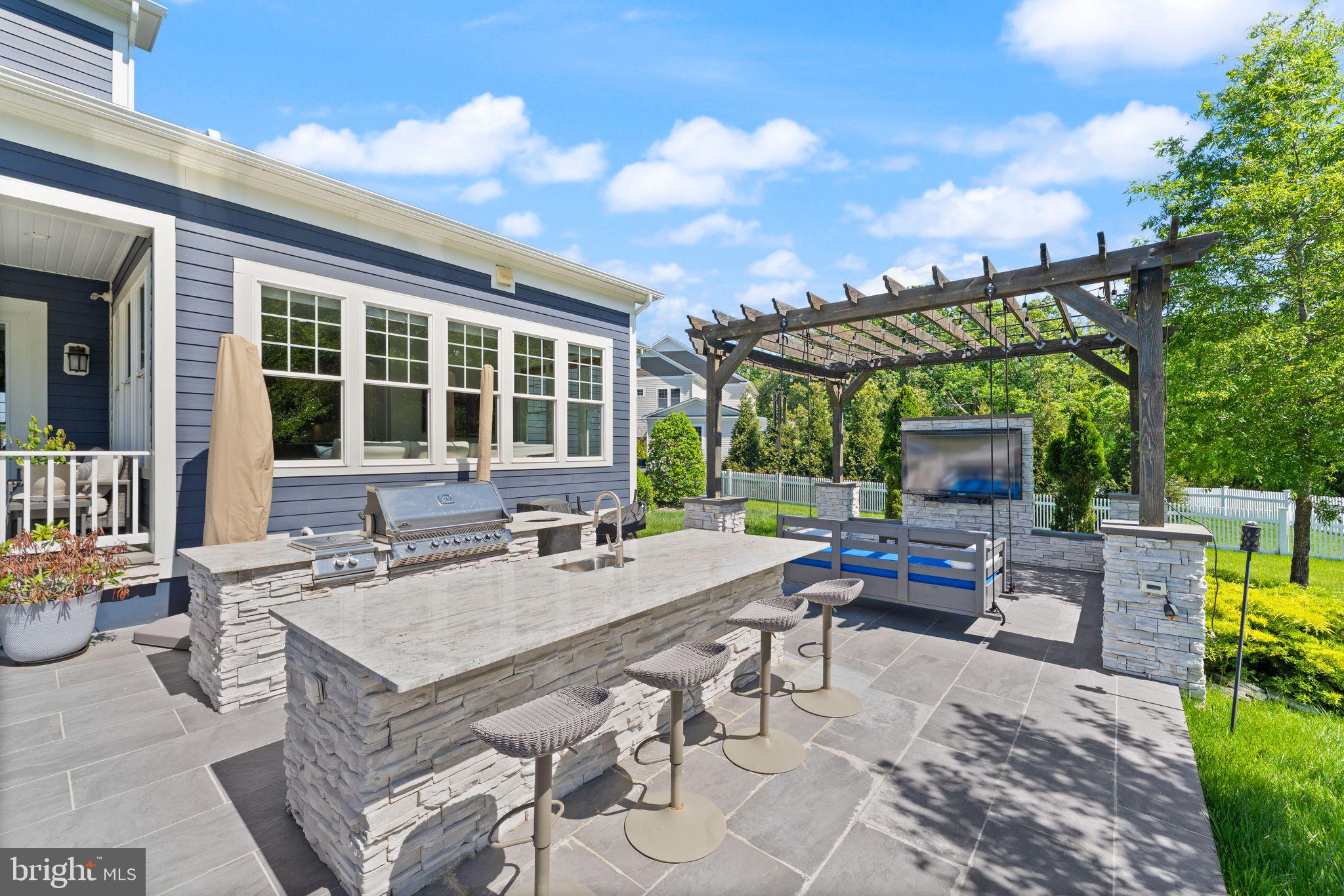 GREENS SOUTH AT WILLOWSF - Residential