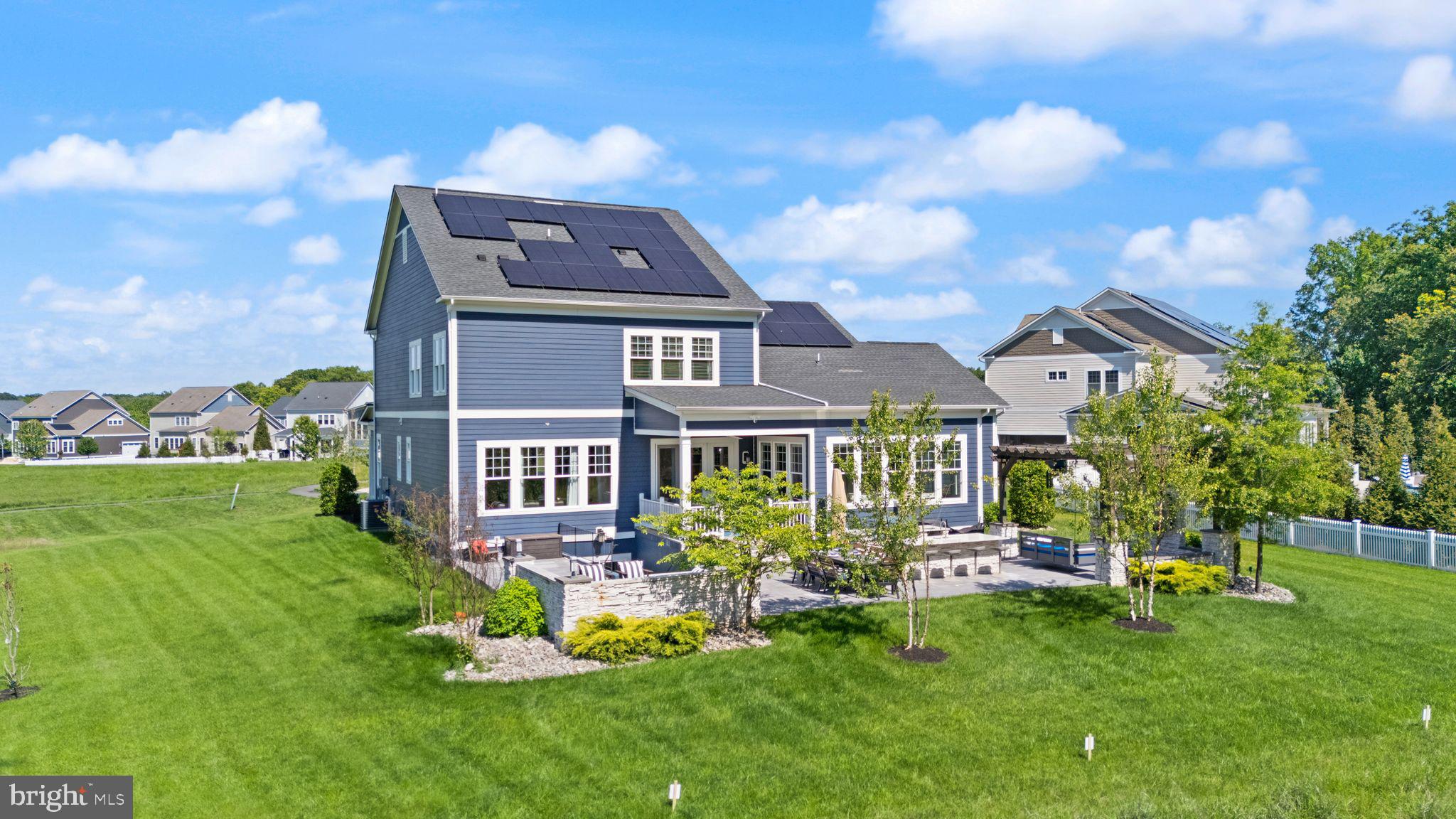 GREENS SOUTH AT WILLOWSF - Residential