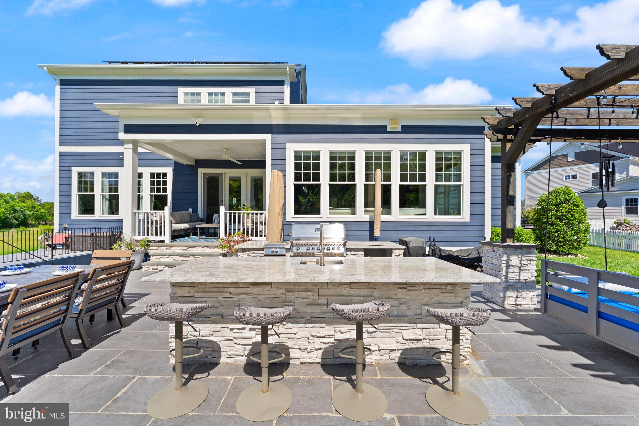 GREENS SOUTH AT WILLOWSF - Residential