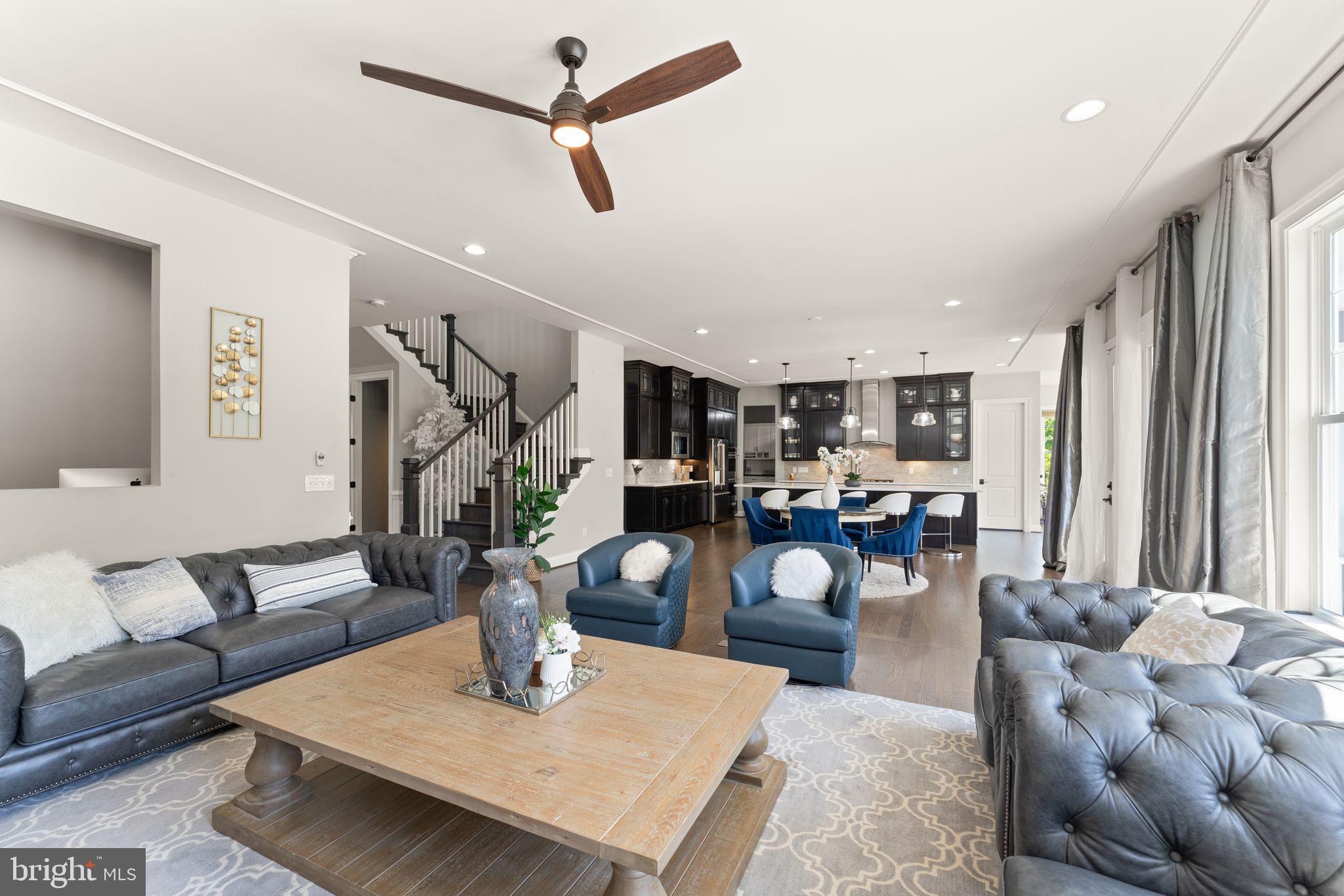 GREENS SOUTH AT WILLOWSF - Residential