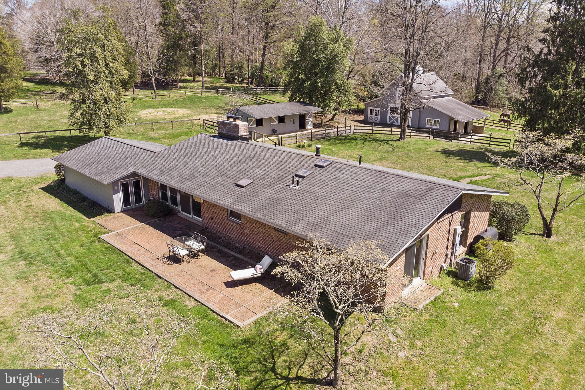 WALNUT ACRES - Residential