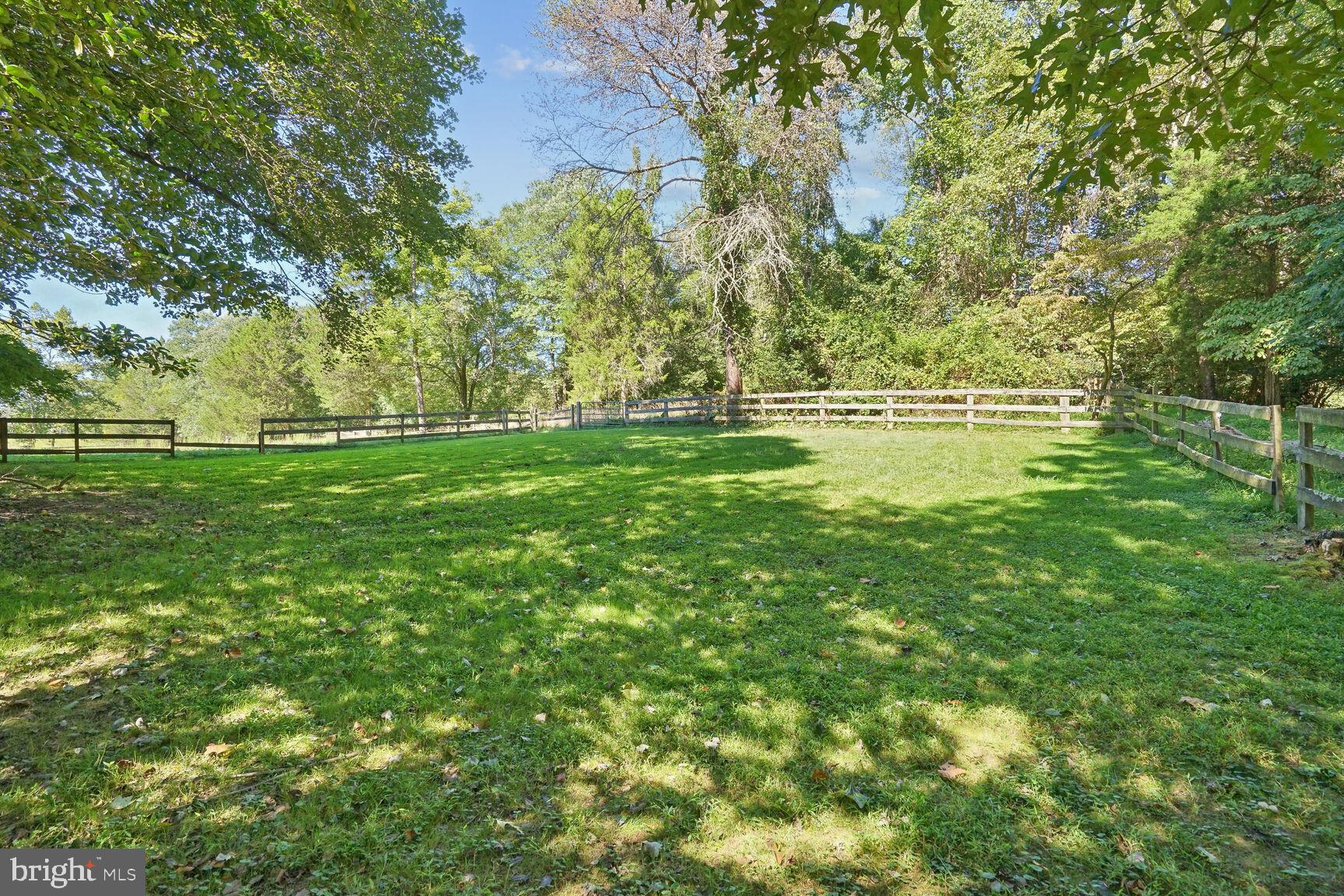 WALNUT ACRES - Residential