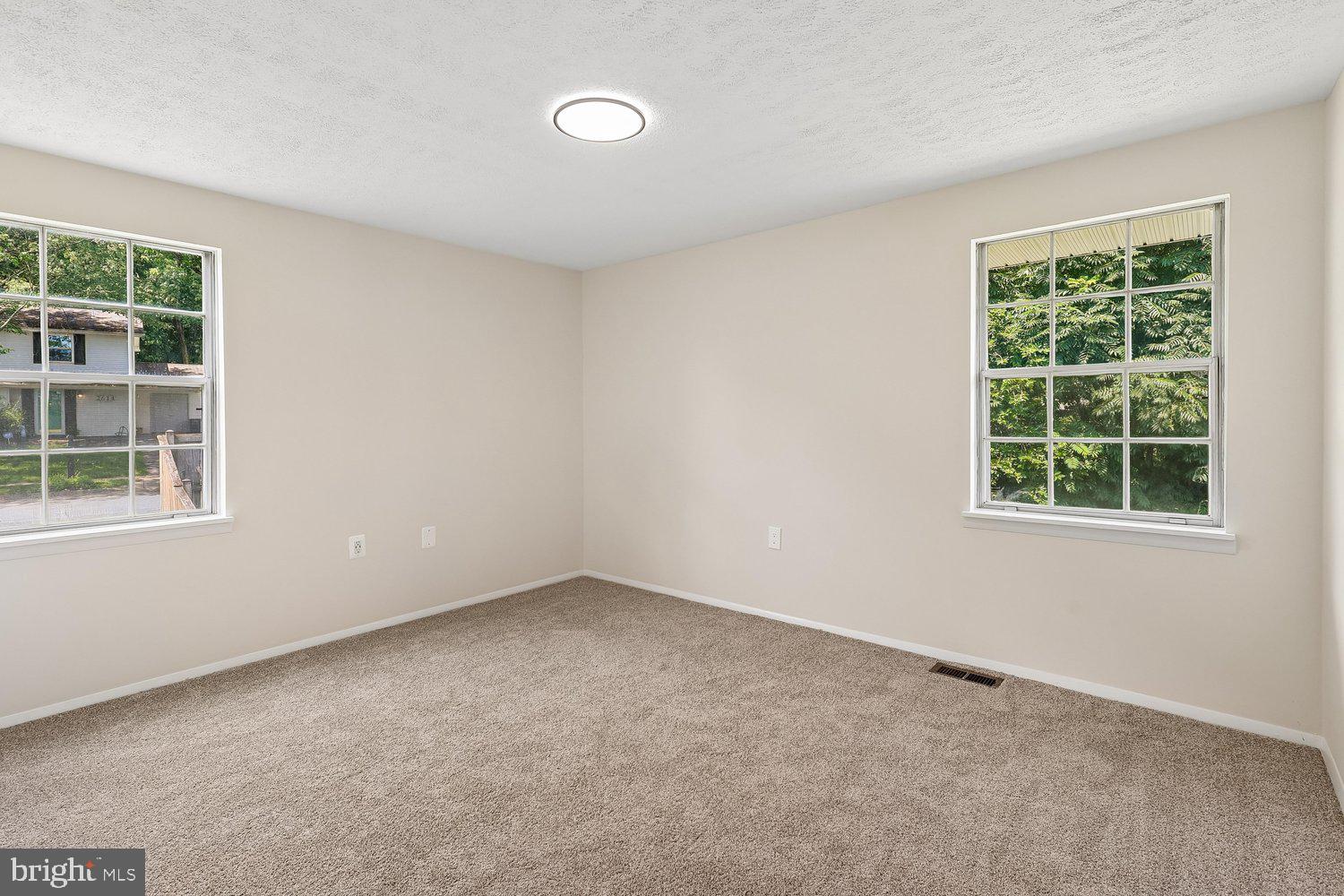 FOUR SEASONS ESTATES - Residential