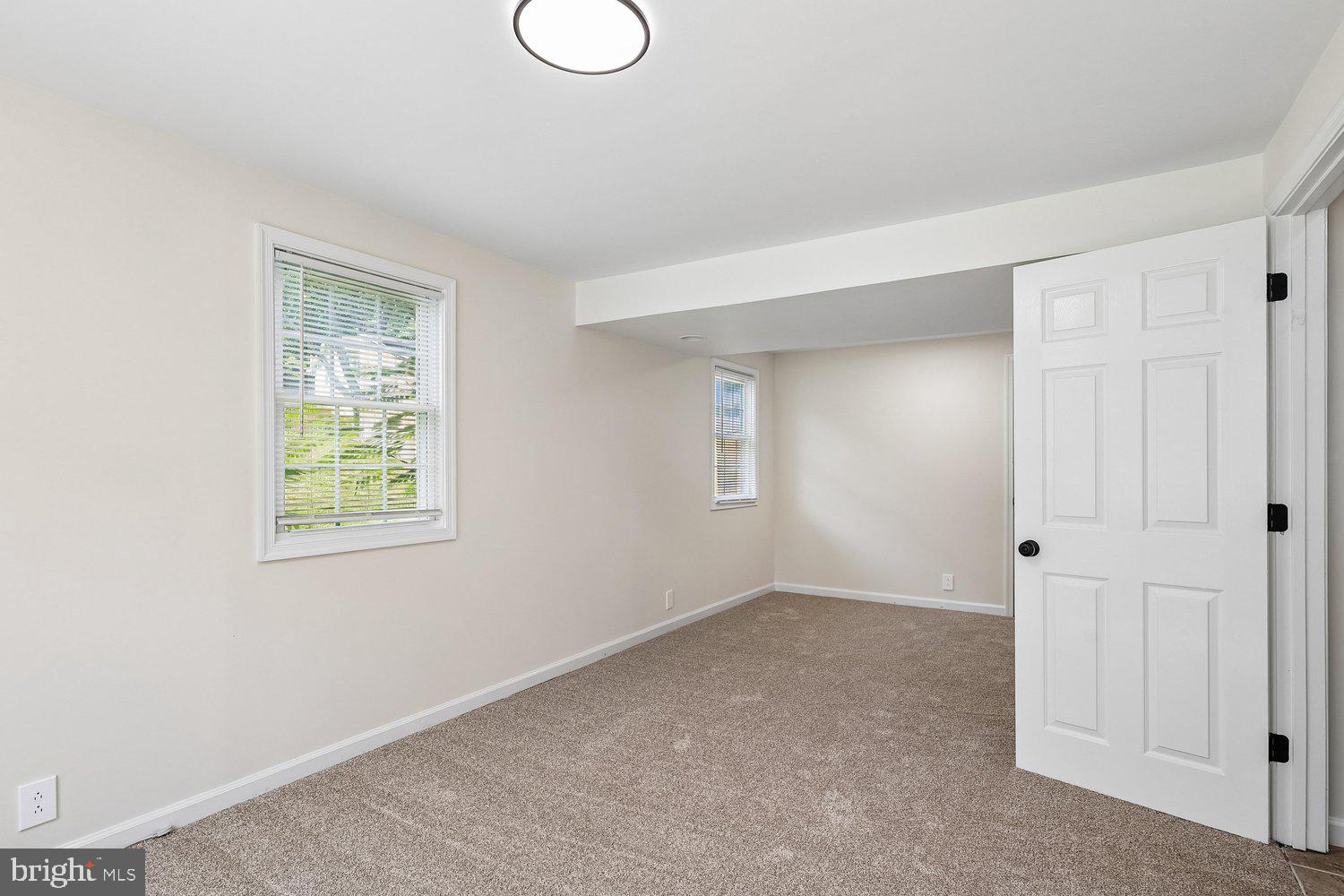 FOUR SEASONS ESTATES - Residential