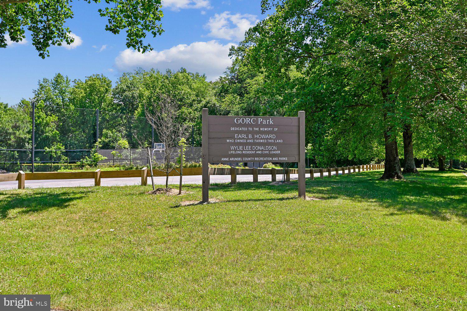 FOUR SEASONS ESTATES - Residential