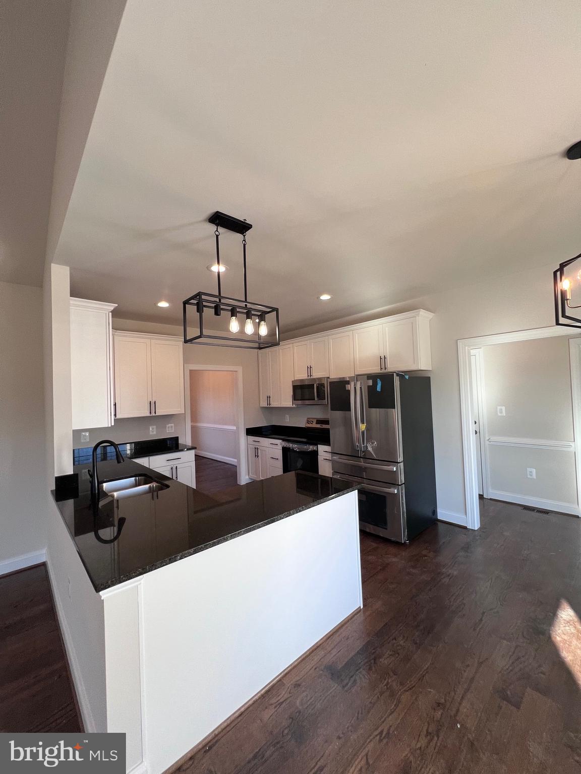 PARADISE ESTATES - Residential