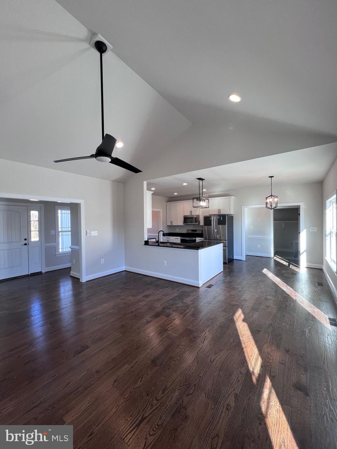 PARADISE ESTATES - Residential