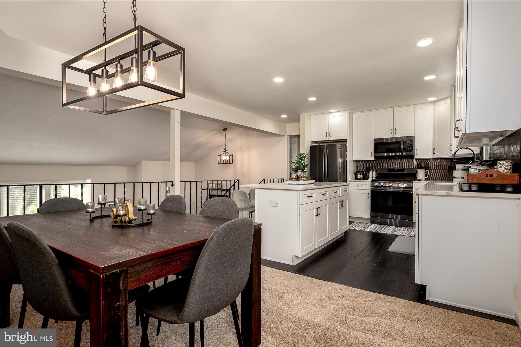 CAMELOT - Residential Lease
