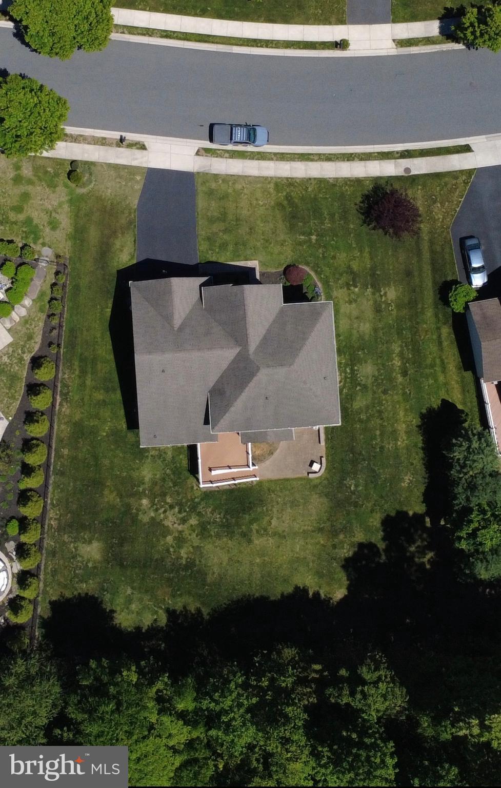 THE ESTATES AT CEDARDAY - Residential