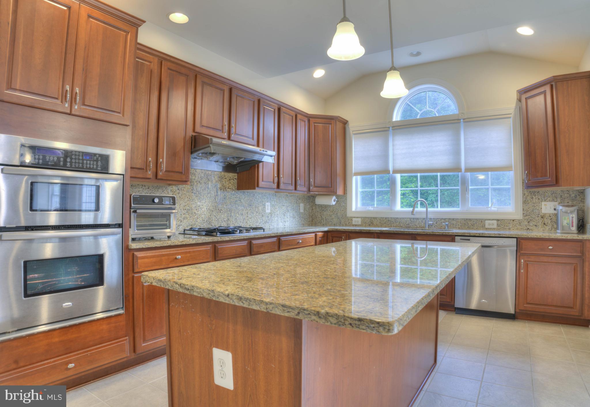 THE ESTATES AT CEDARDAY - Residential