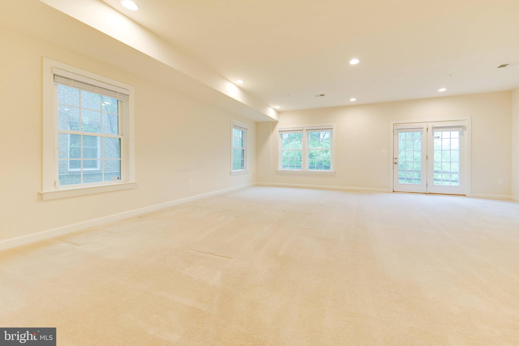 GREENBELT STATION - Residential Lease
